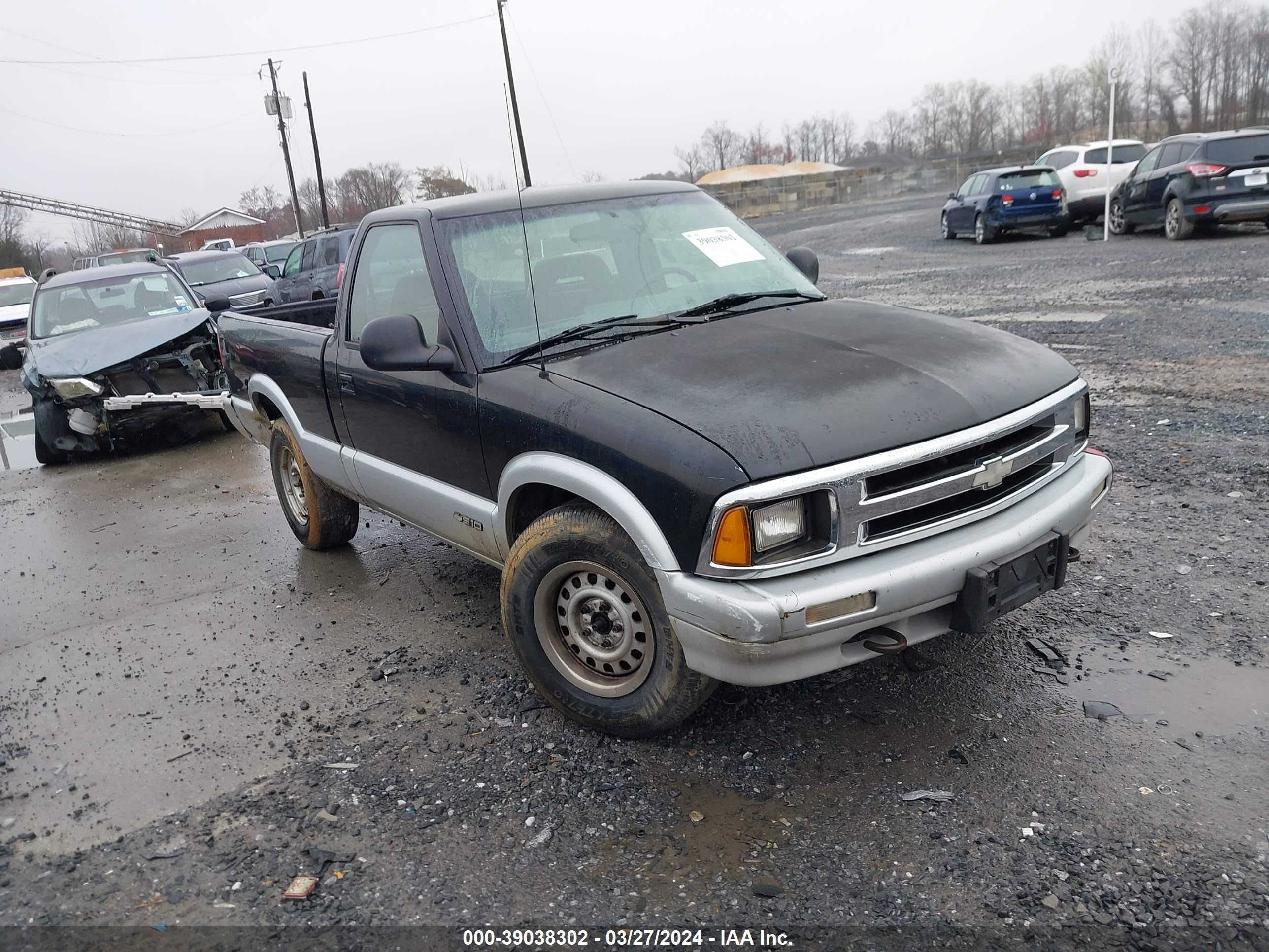 CHEVROLET S-10 PICKUP 1994 1gcdt14z0r8155444