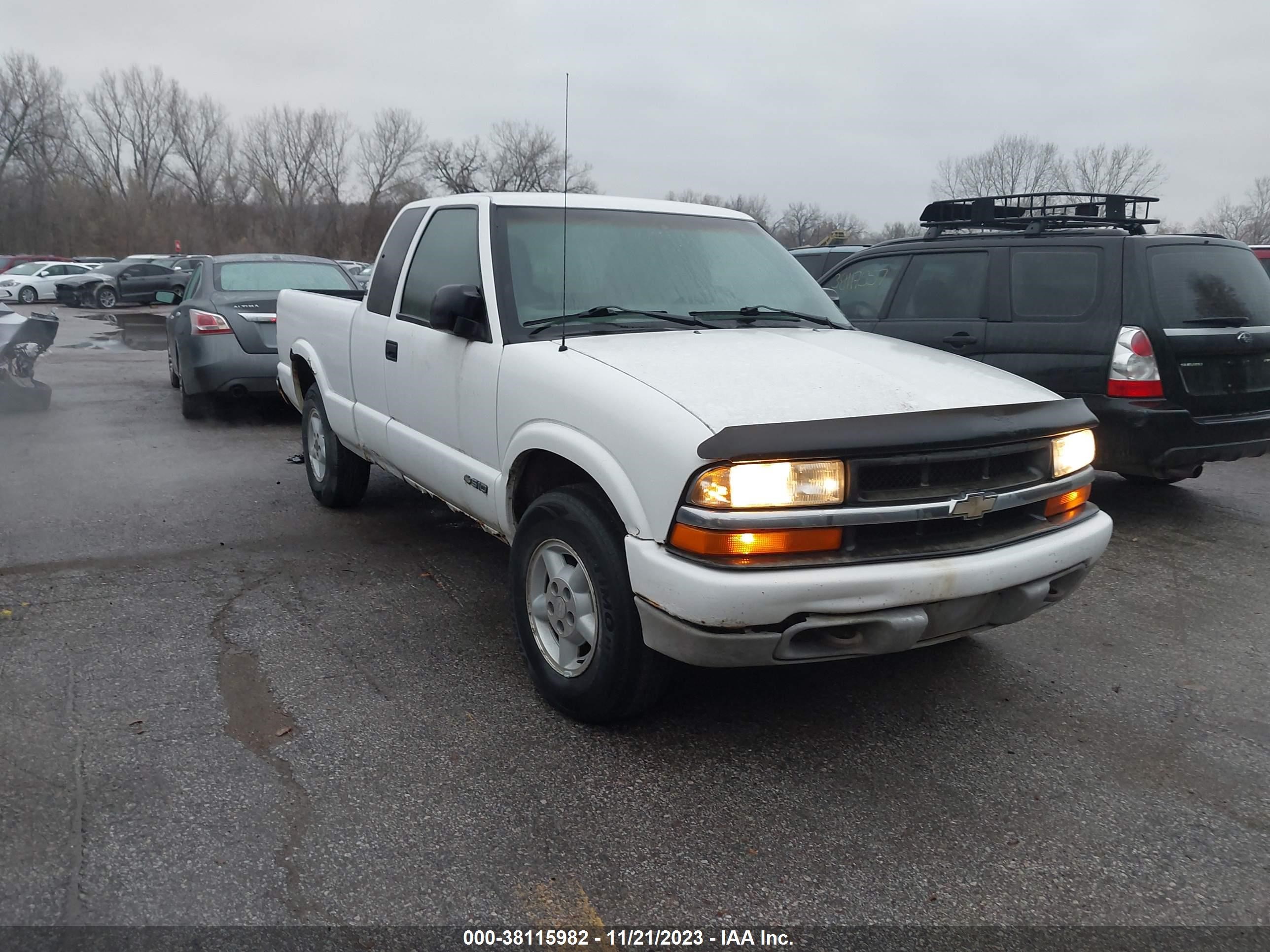 CHEVROLET S-10 PICKUP 2002 1gcdt19w728222383