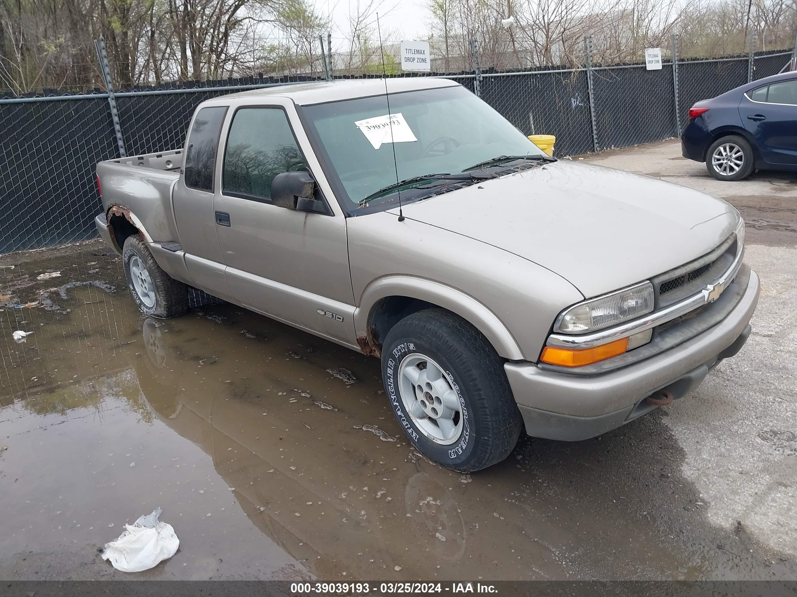 CHEVROLET S-10 PICKUP 2000 1gcdt19w7y8163926