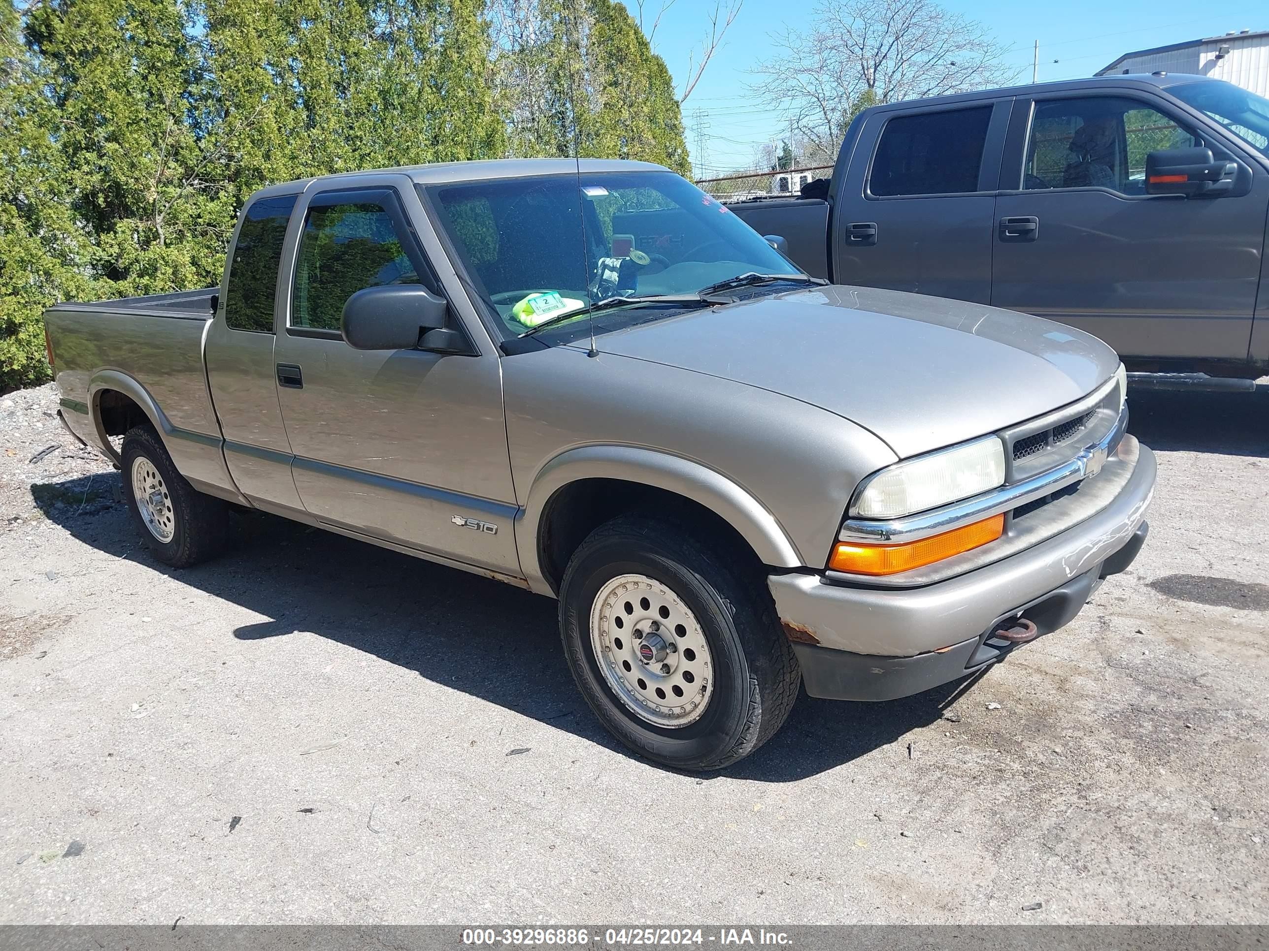 CHEVROLET S-10 PICKUP 2003 1gcdt19x538231044