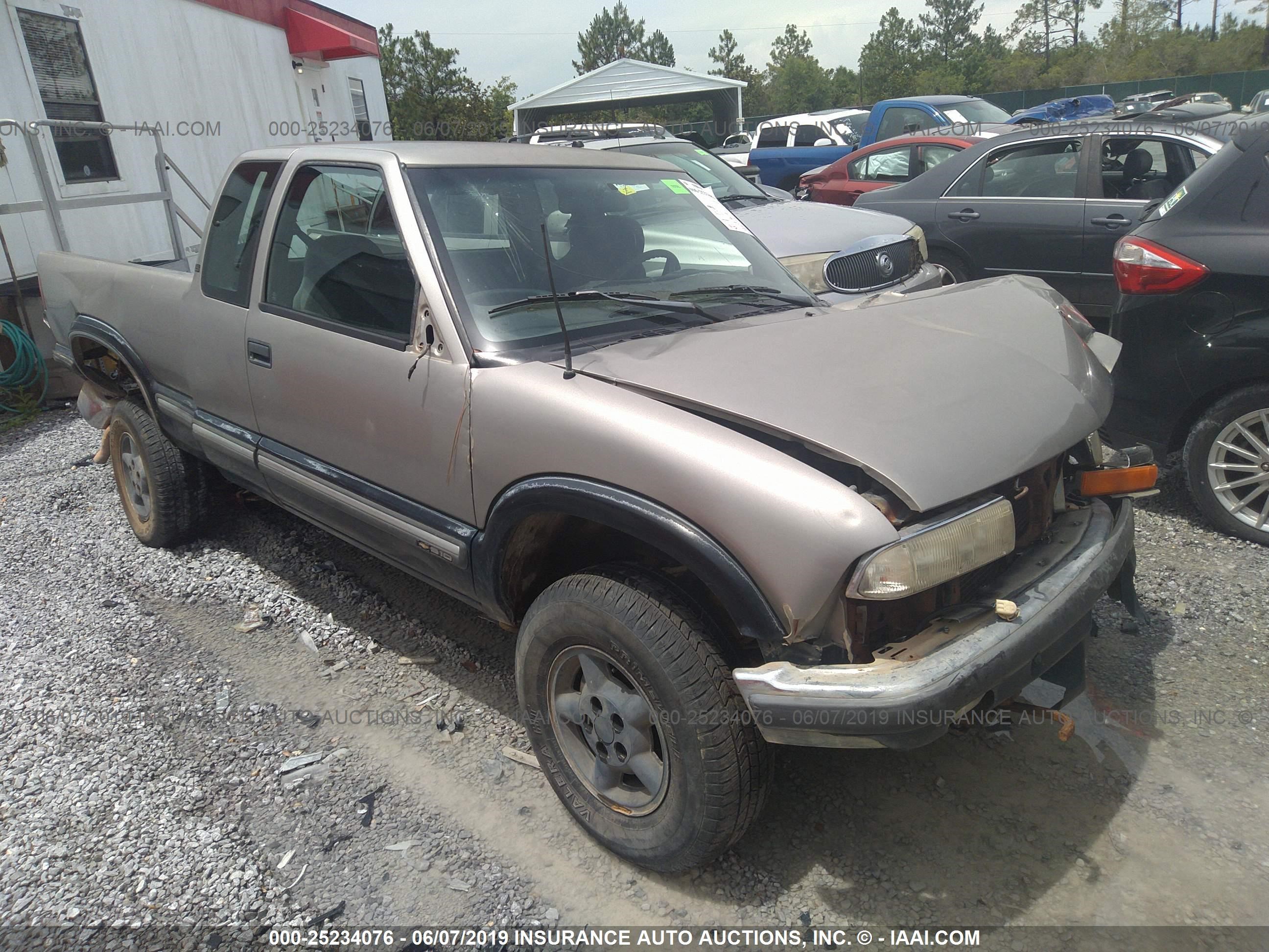 CHEVROLET S-10 PICKUP 1998 1gcdt19xxw8155986