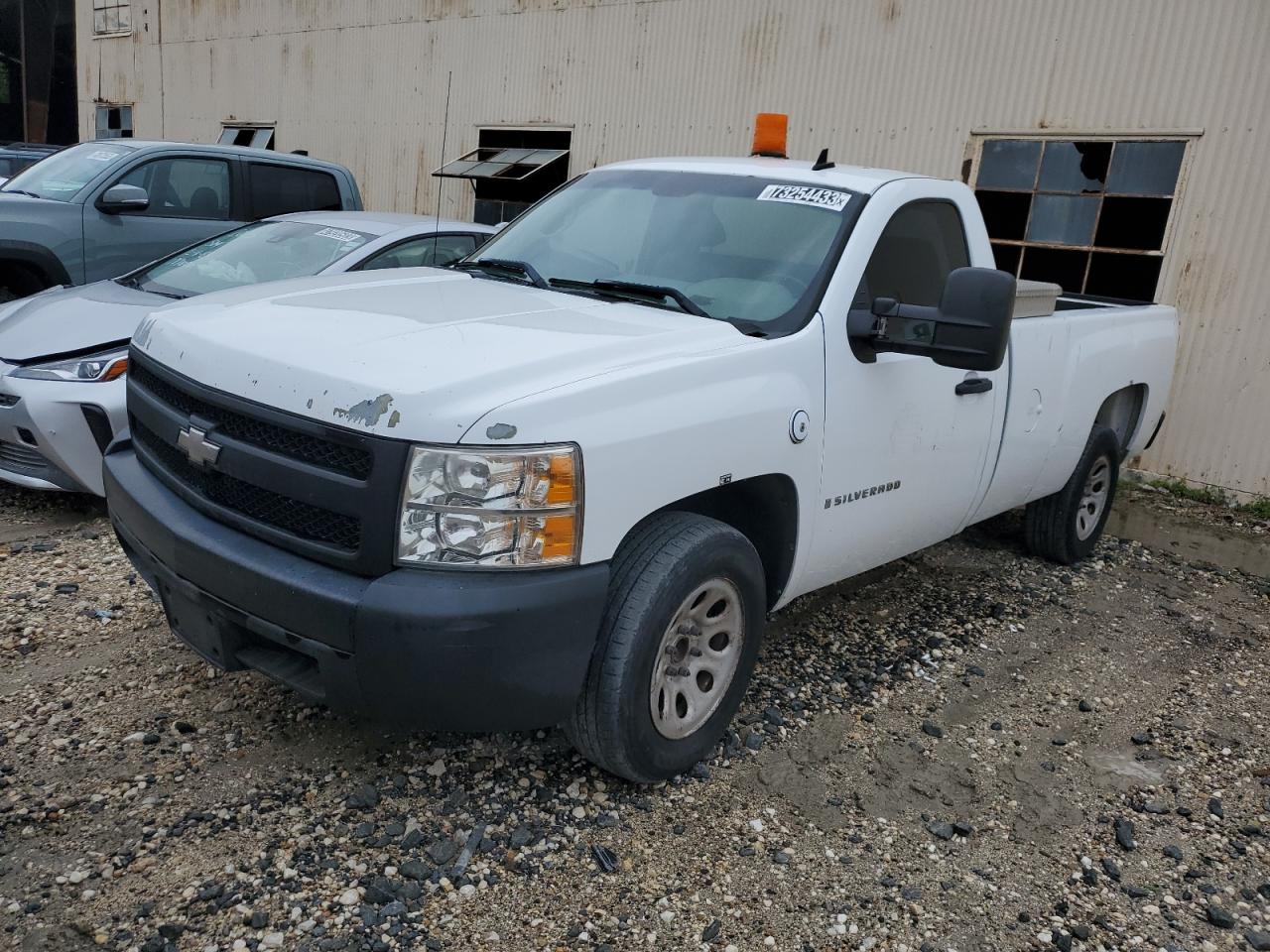 CHEVROLET SILVERADO 2008 1gcec14c18z133901