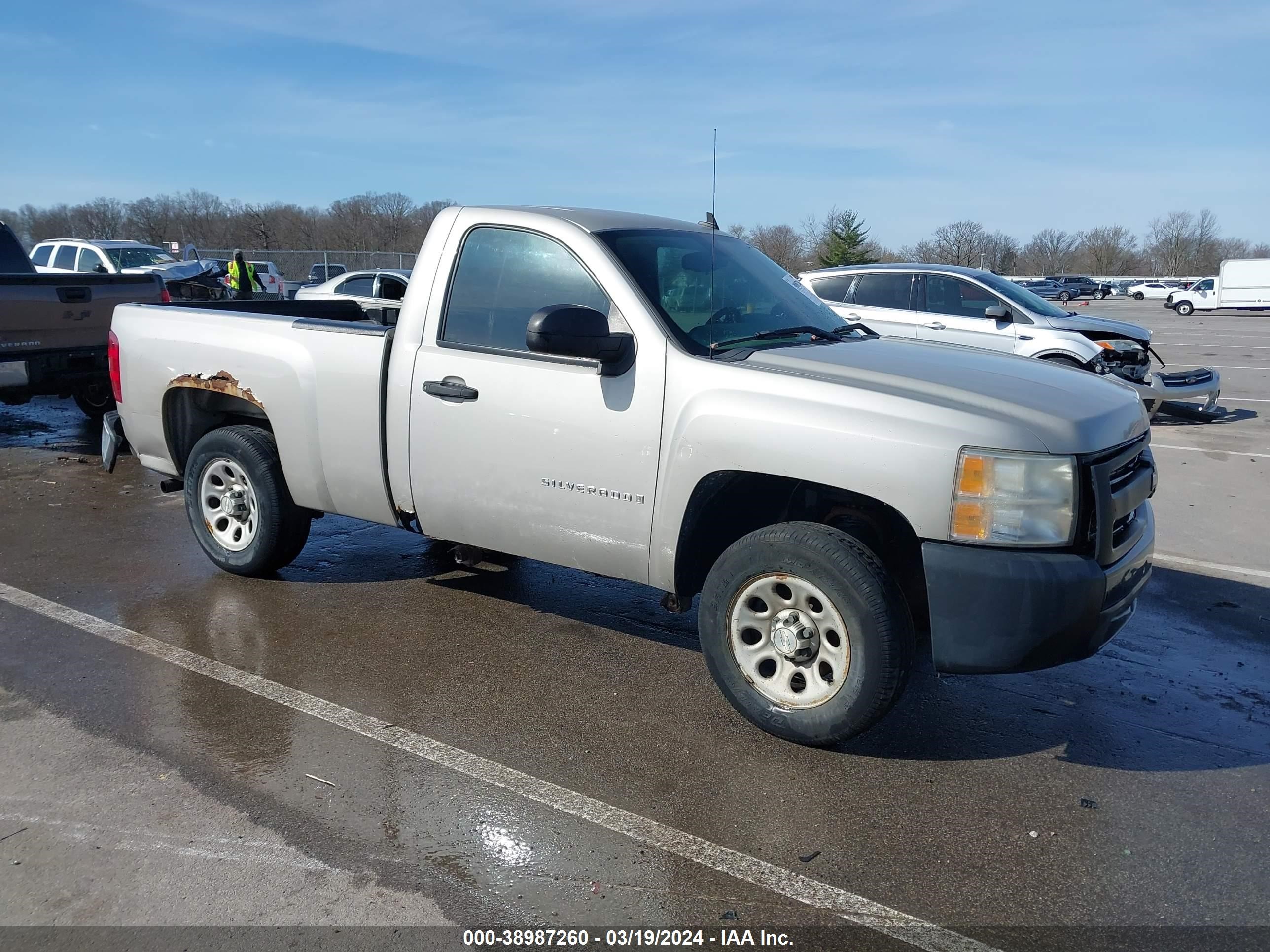 CHEVROLET SILVERADO 2008 1gcec14c58z184611