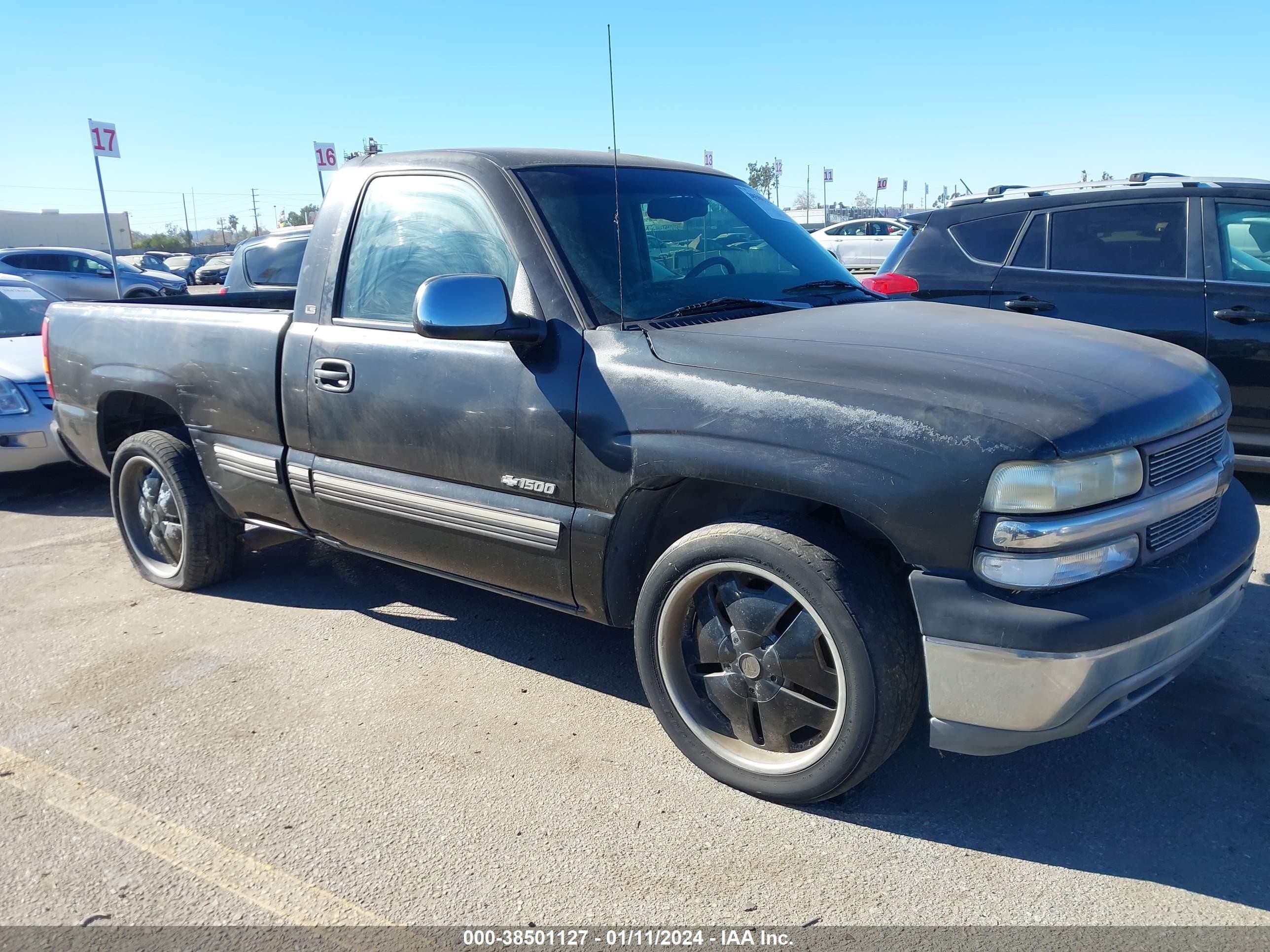 CHEVROLET SILVERADO 1999 1gcec14t2xz110271