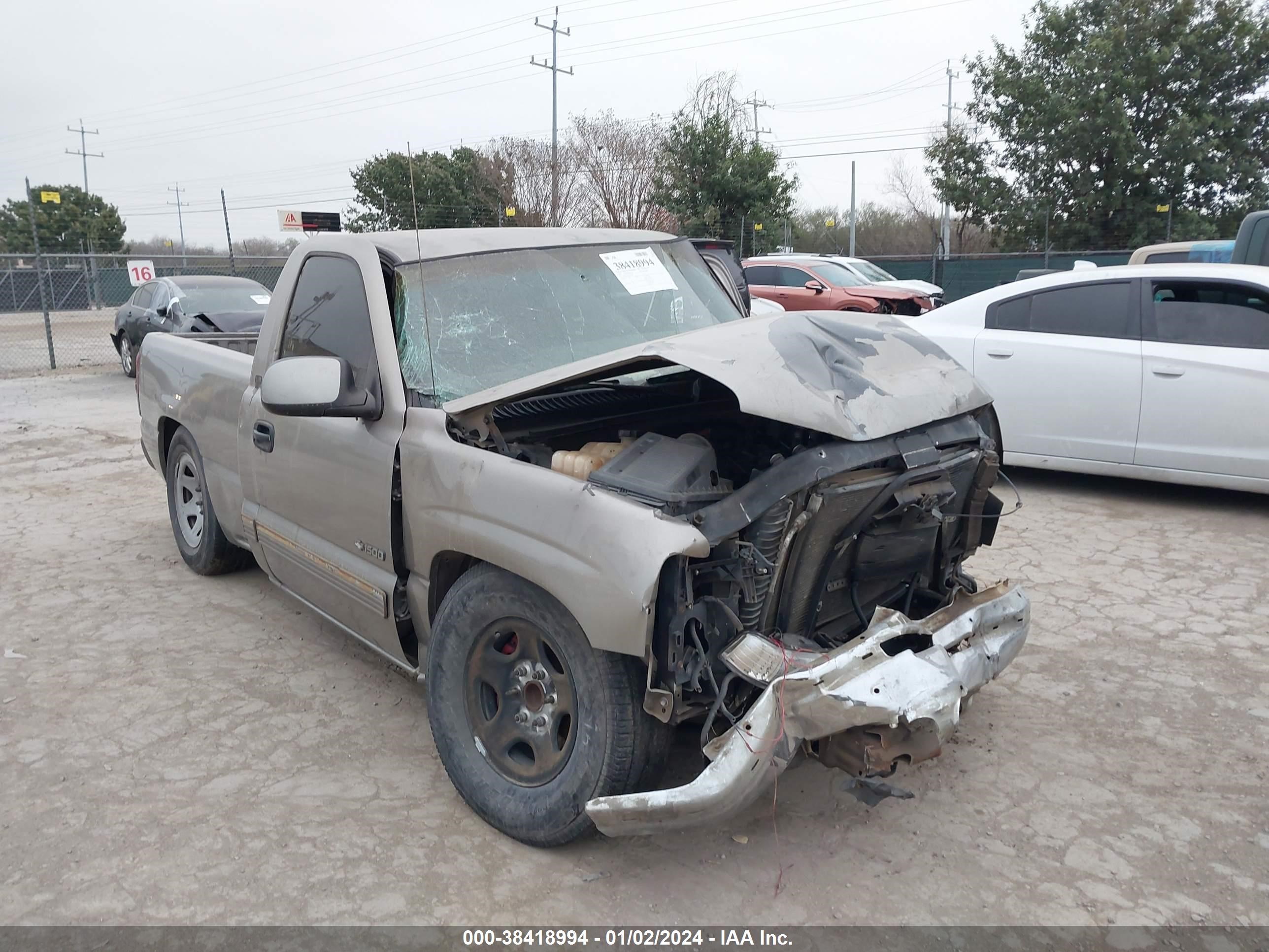 CHEVROLET SILVERADO 1999 1gcec14t3xe163603