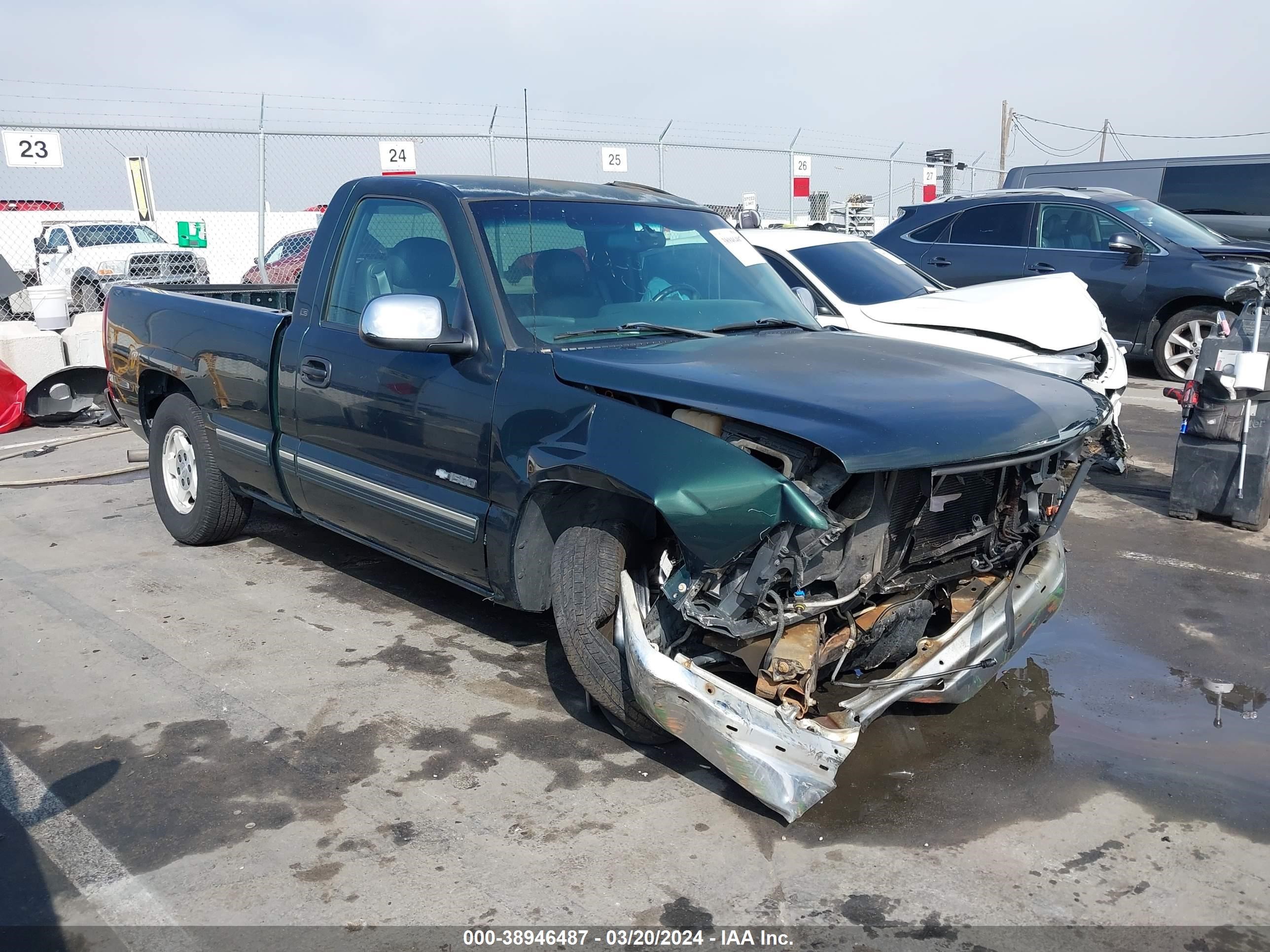 CHEVROLET SILVERADO 2001 1gcec14t81z151074