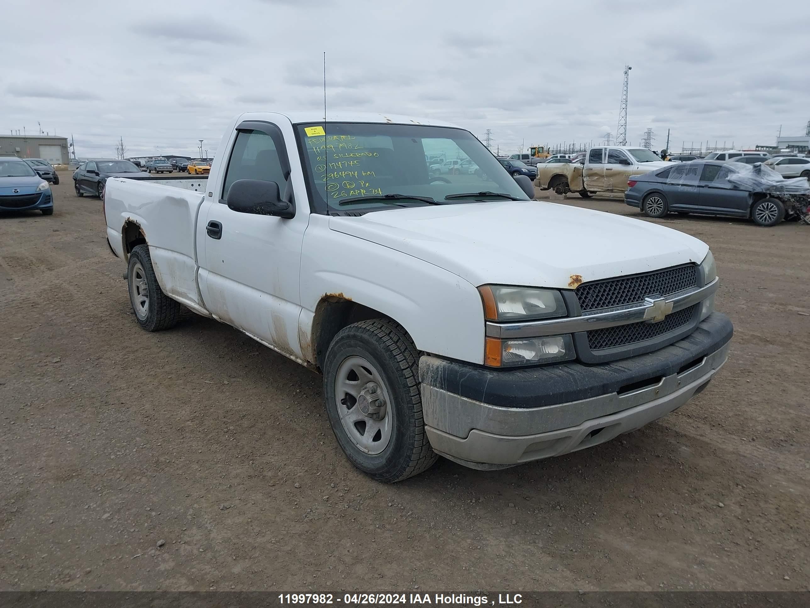 CHEVROLET SILVERADO 2005 1gcec14v35e174745