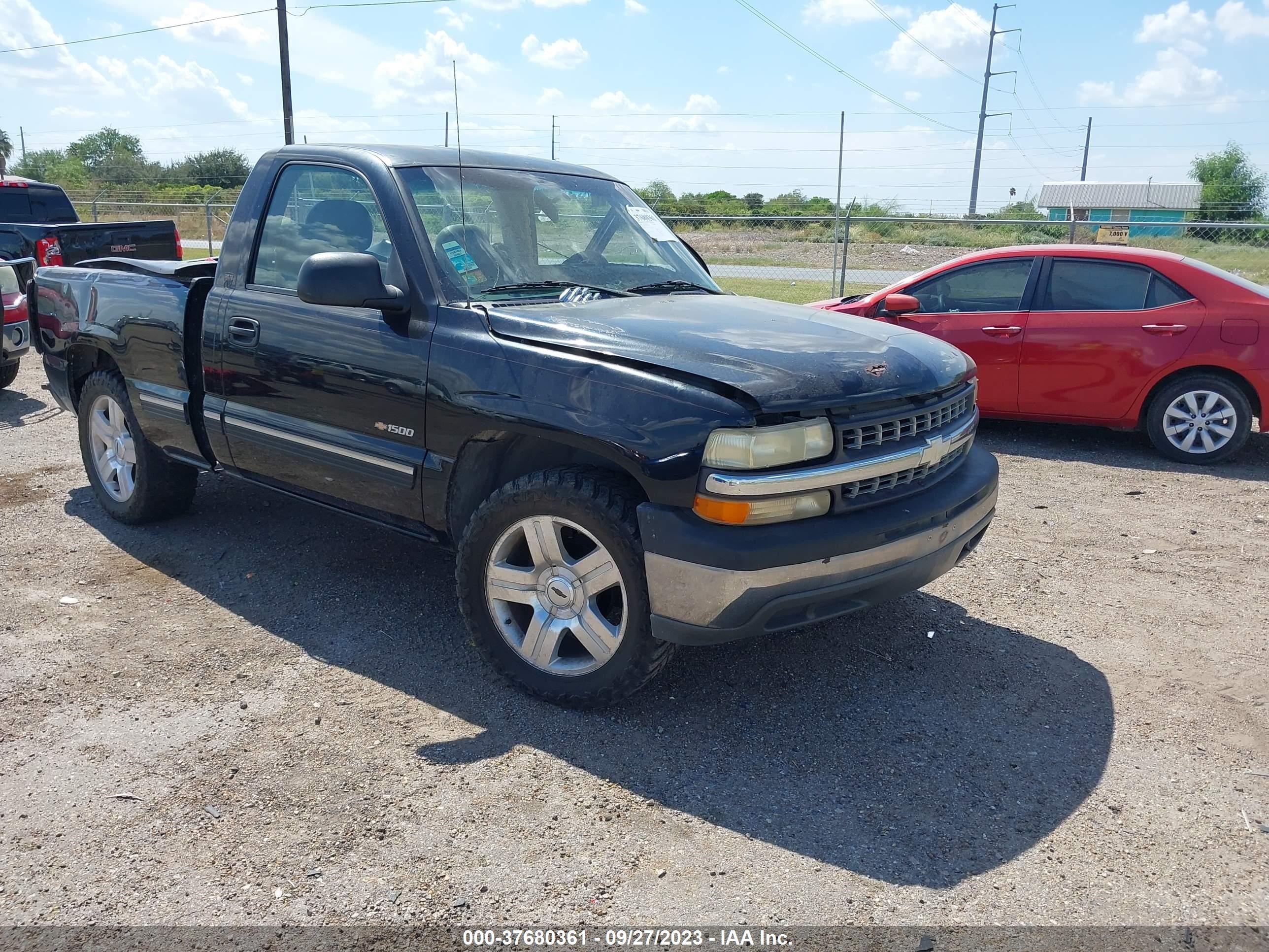 CHEVROLET SILVERADO 2000 1gcec14w4yz276156