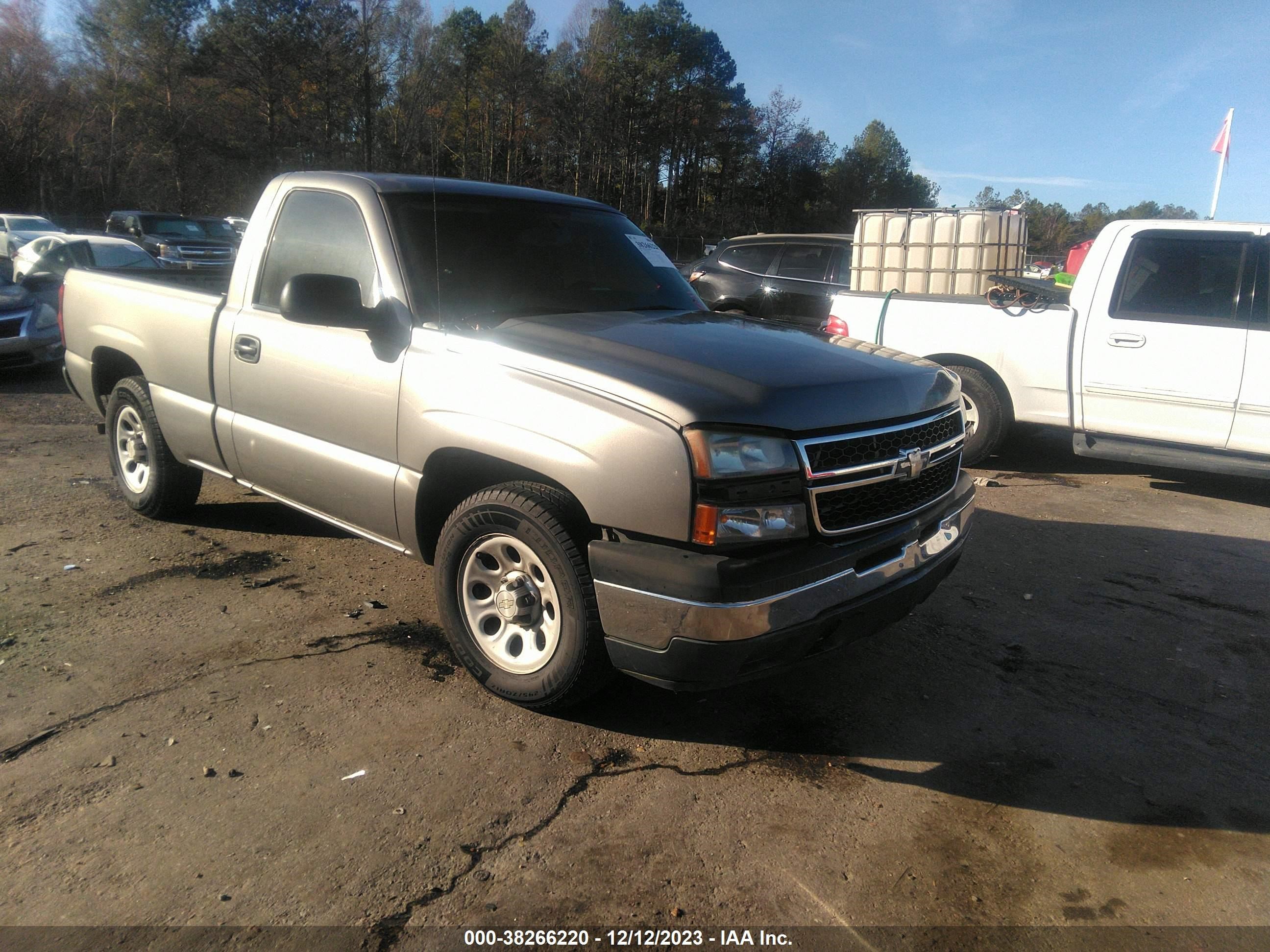 CHEVROLET SILVERADO 2007 1gcec14x27z116378