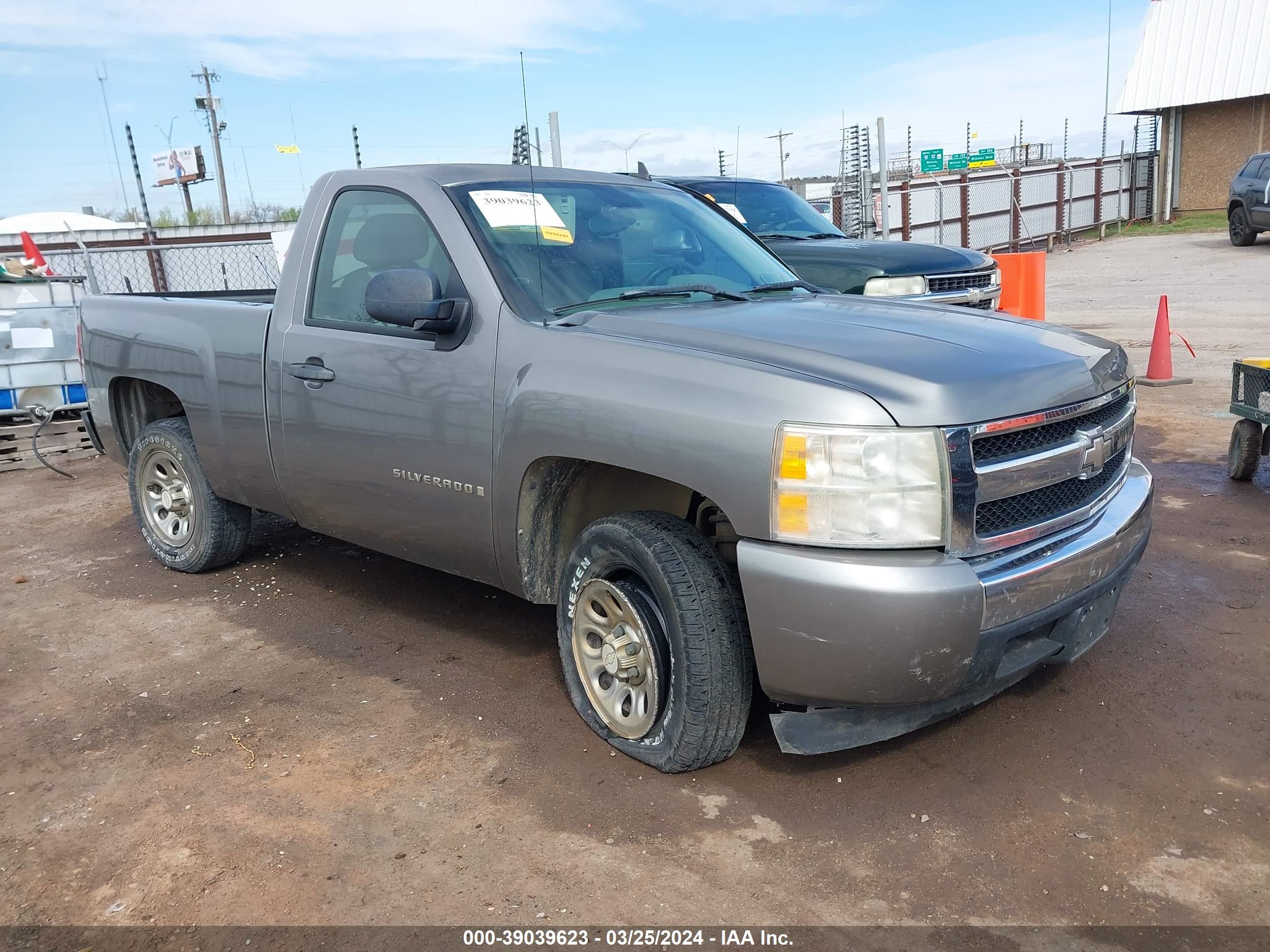 CHEVROLET SILVERADO 2008 1gcec14x28z112560