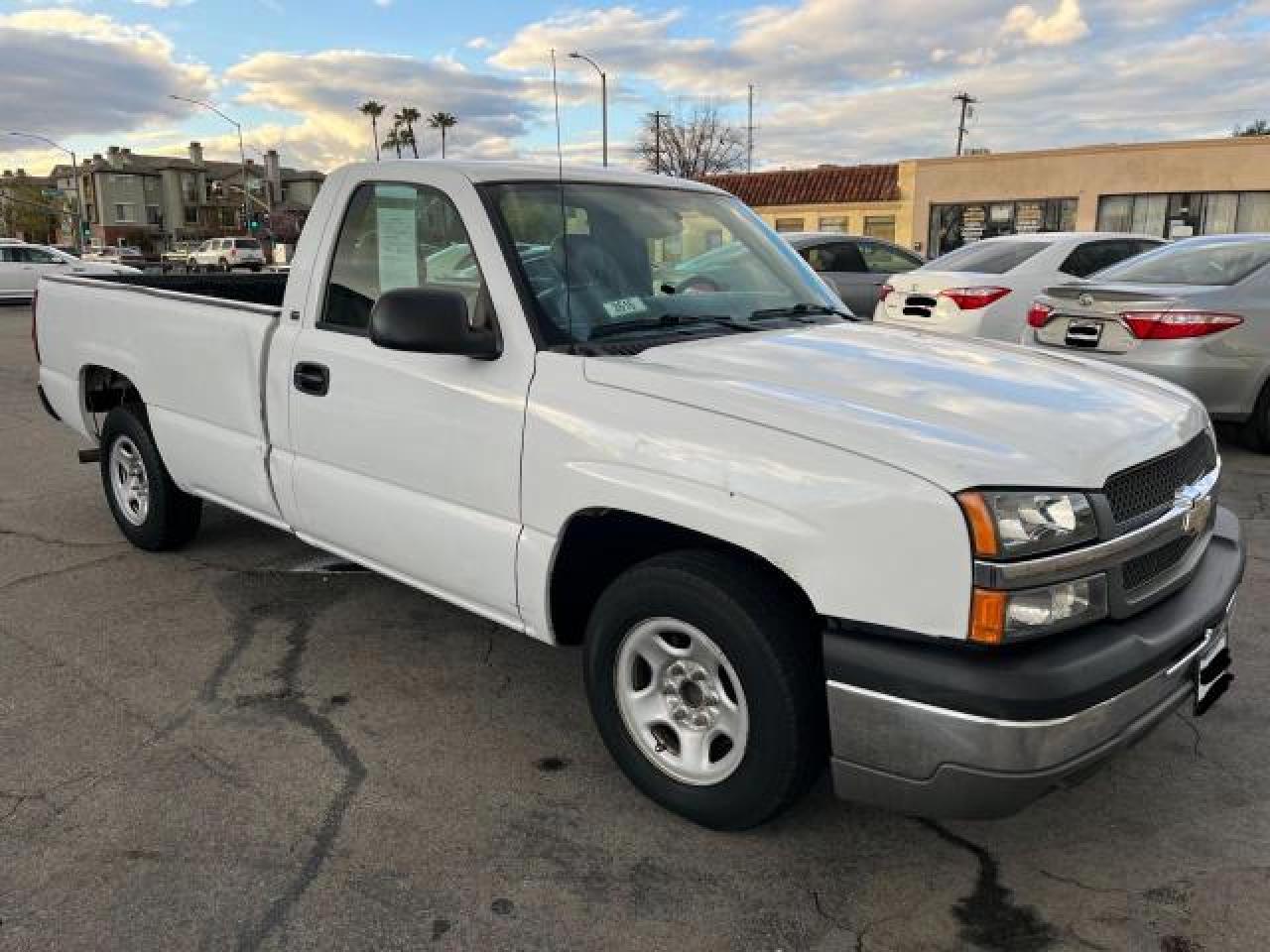 CHEVROLET SILVERADO 2004 1gcec14x84z204346