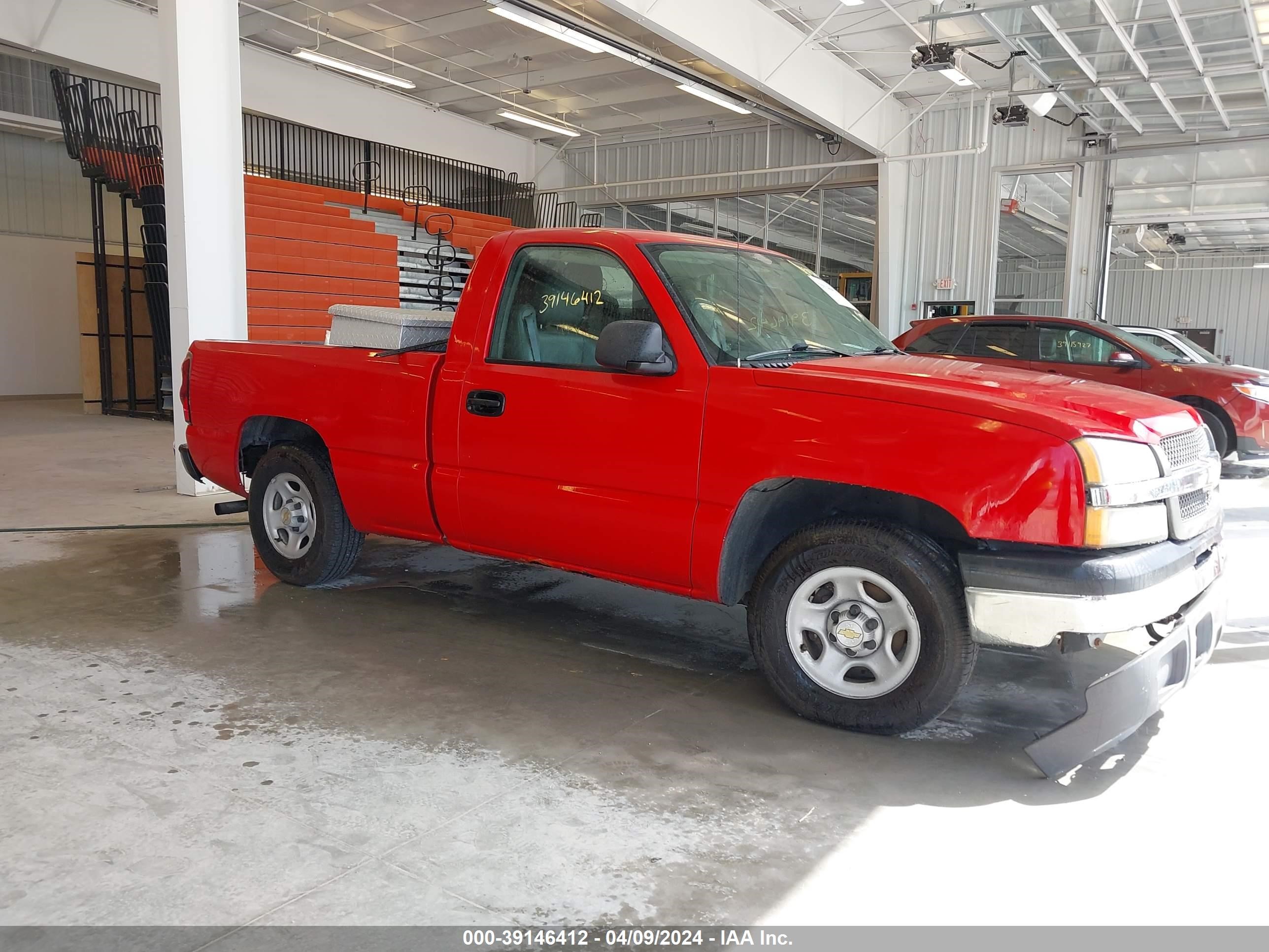 CHEVROLET SILVERADO 2004 1gcec14x94z304309