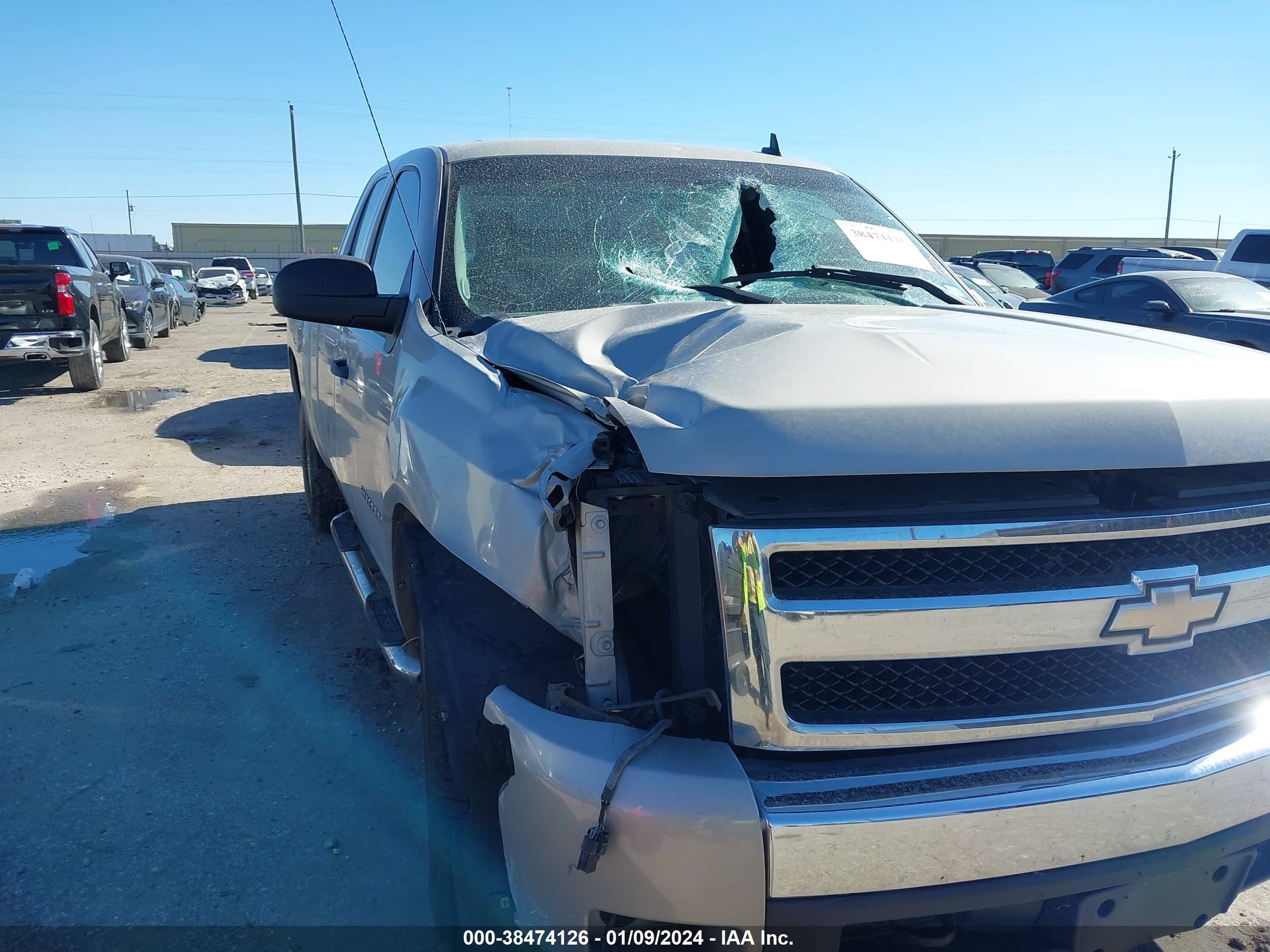 CHEVROLET SILVERADO 2008 1gcec190x8z205628