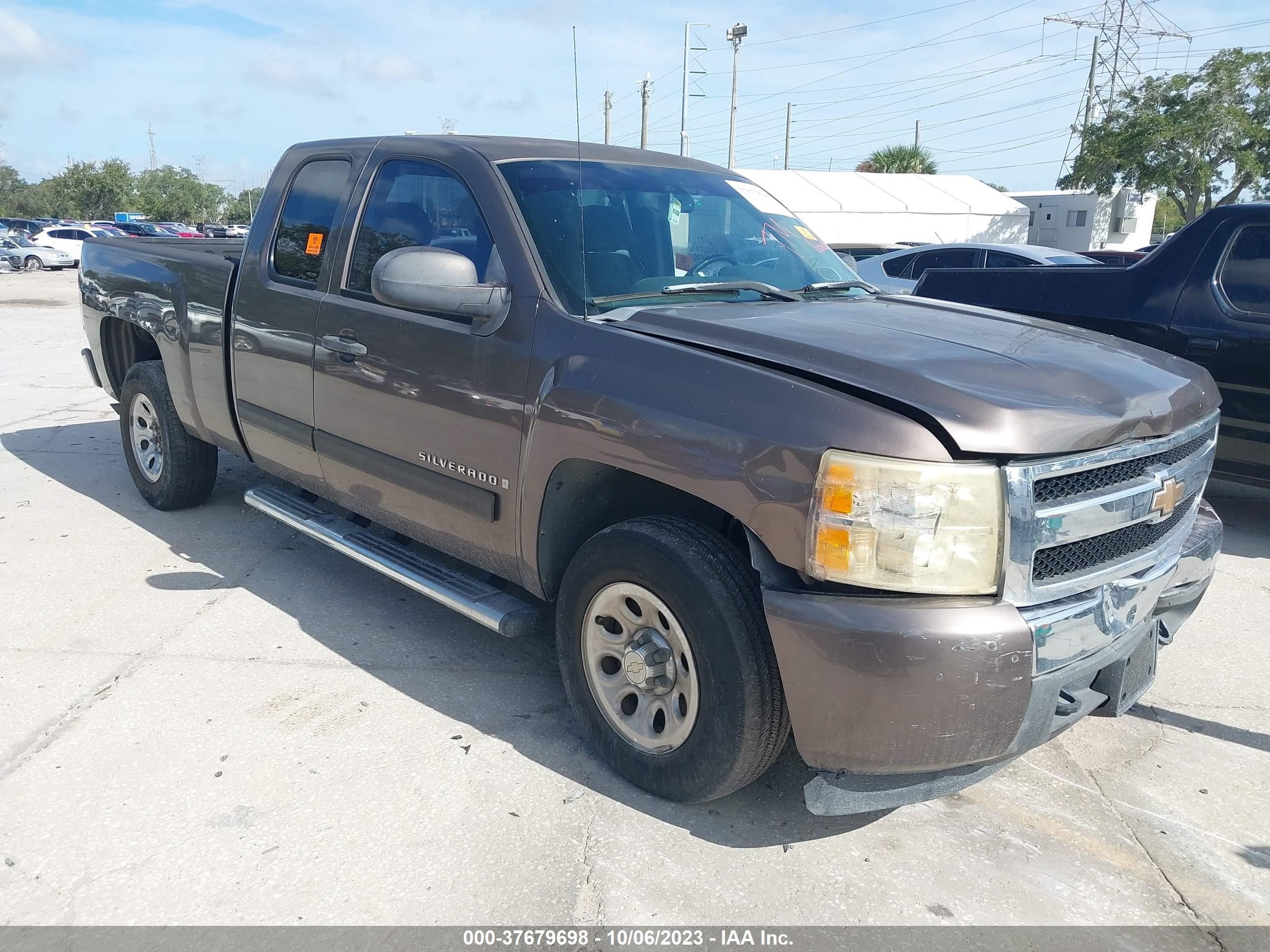 CHEVROLET SILVERADO 2007 1gcec19c27z519847