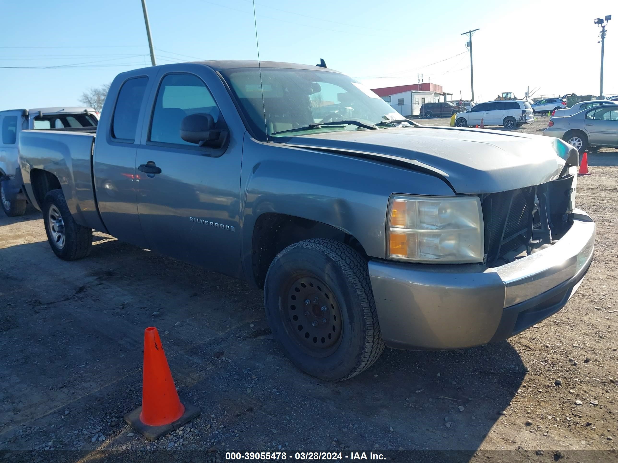 CHEVROLET SILVERADO 2007 1gcec19c67z633141