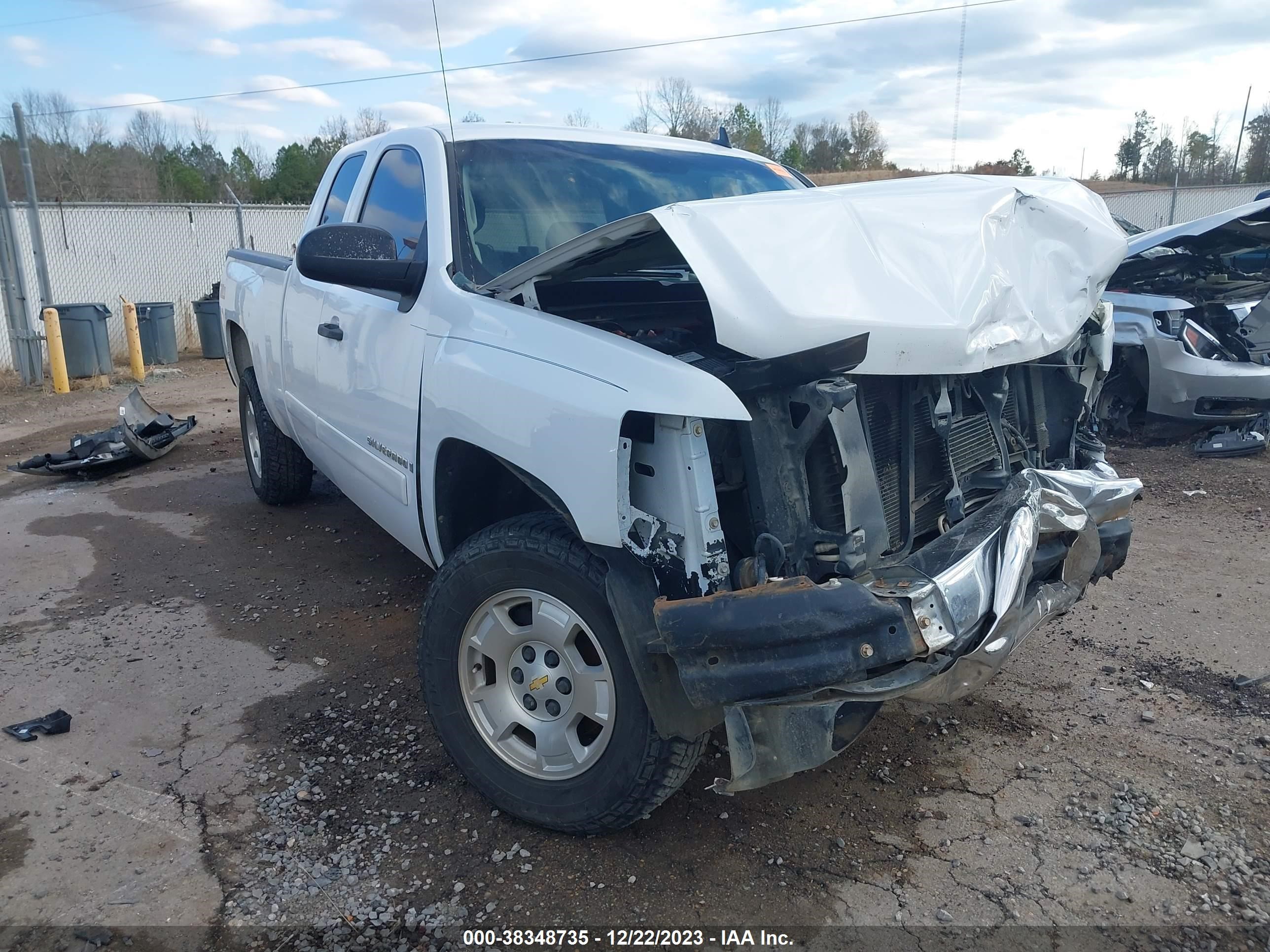 CHEVROLET SILVERADO 2008 1gcec19j38z293334