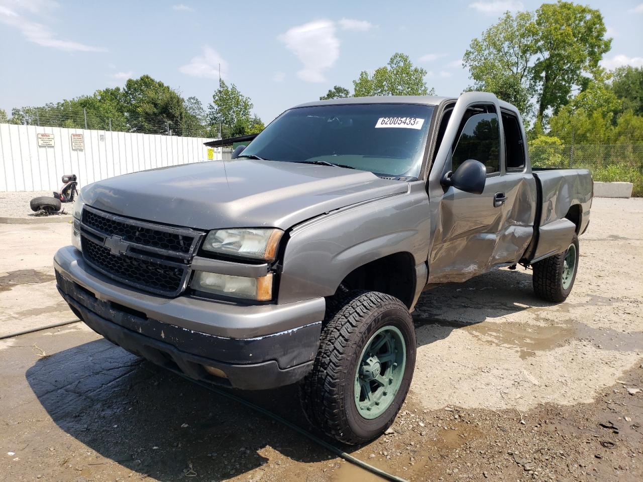 CHEVROLET SILVERADO 2006 1gcec19t06z222431