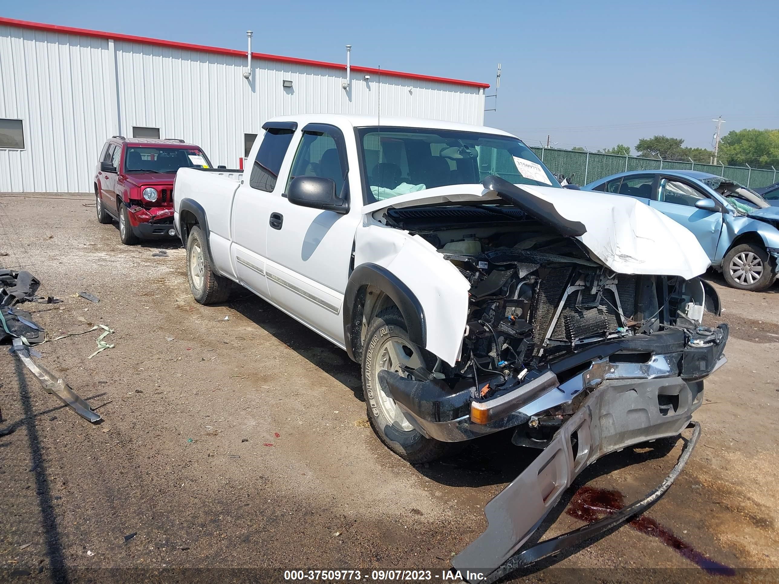 CHEVROLET SILVERADO 2005 1gcec19t25z335635