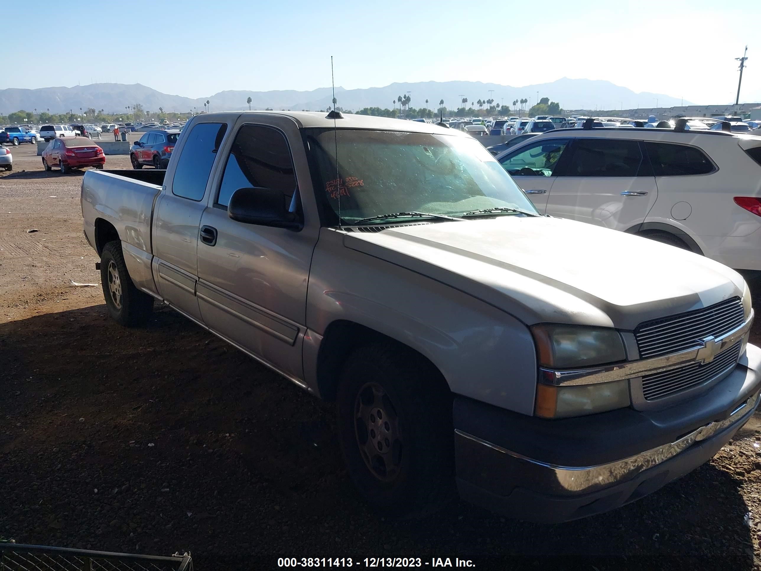 CHEVROLET SILVERADO 2004 1gcec19t64e395228