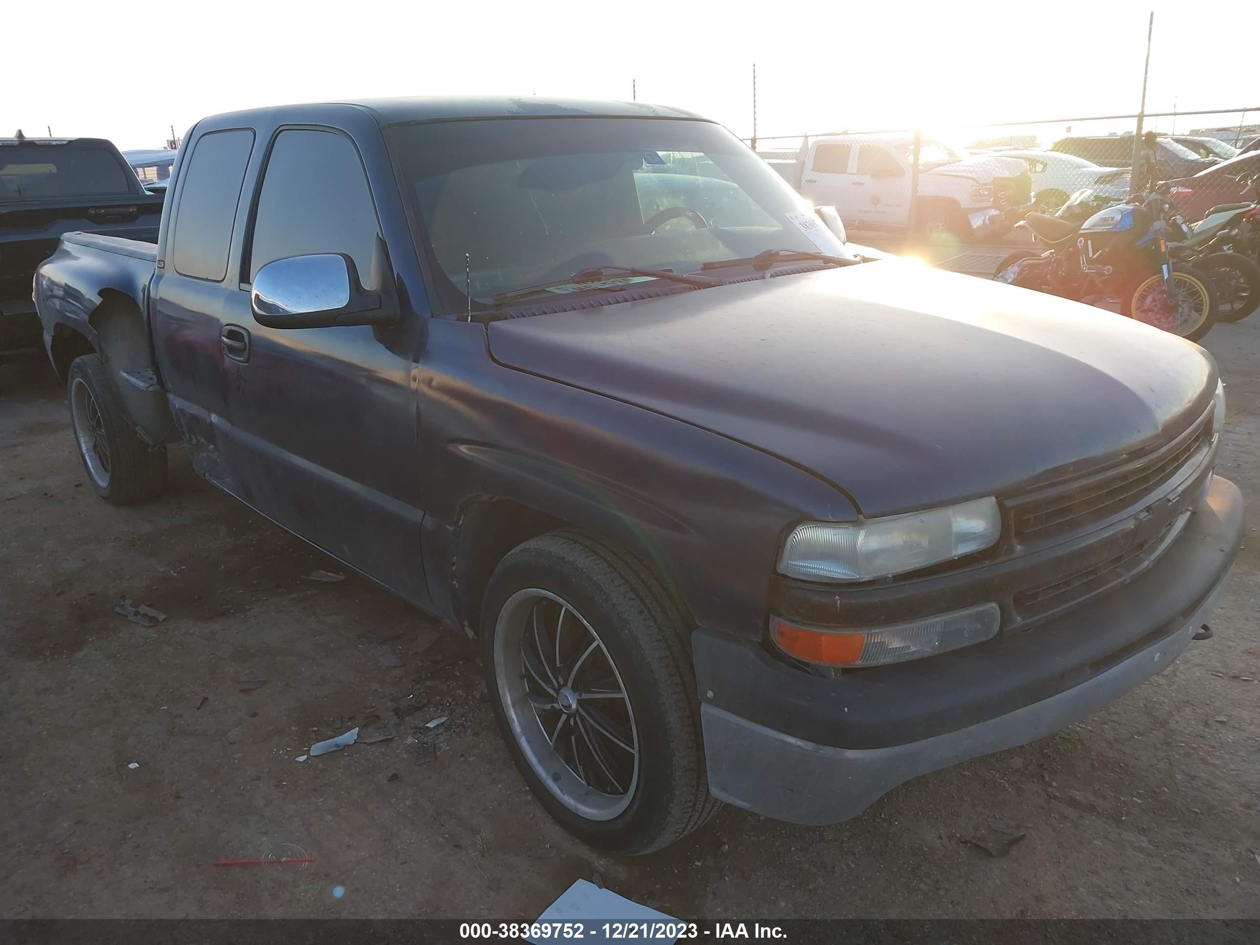 CHEVROLET SILVERADO 2001 1gcec19t71z149146