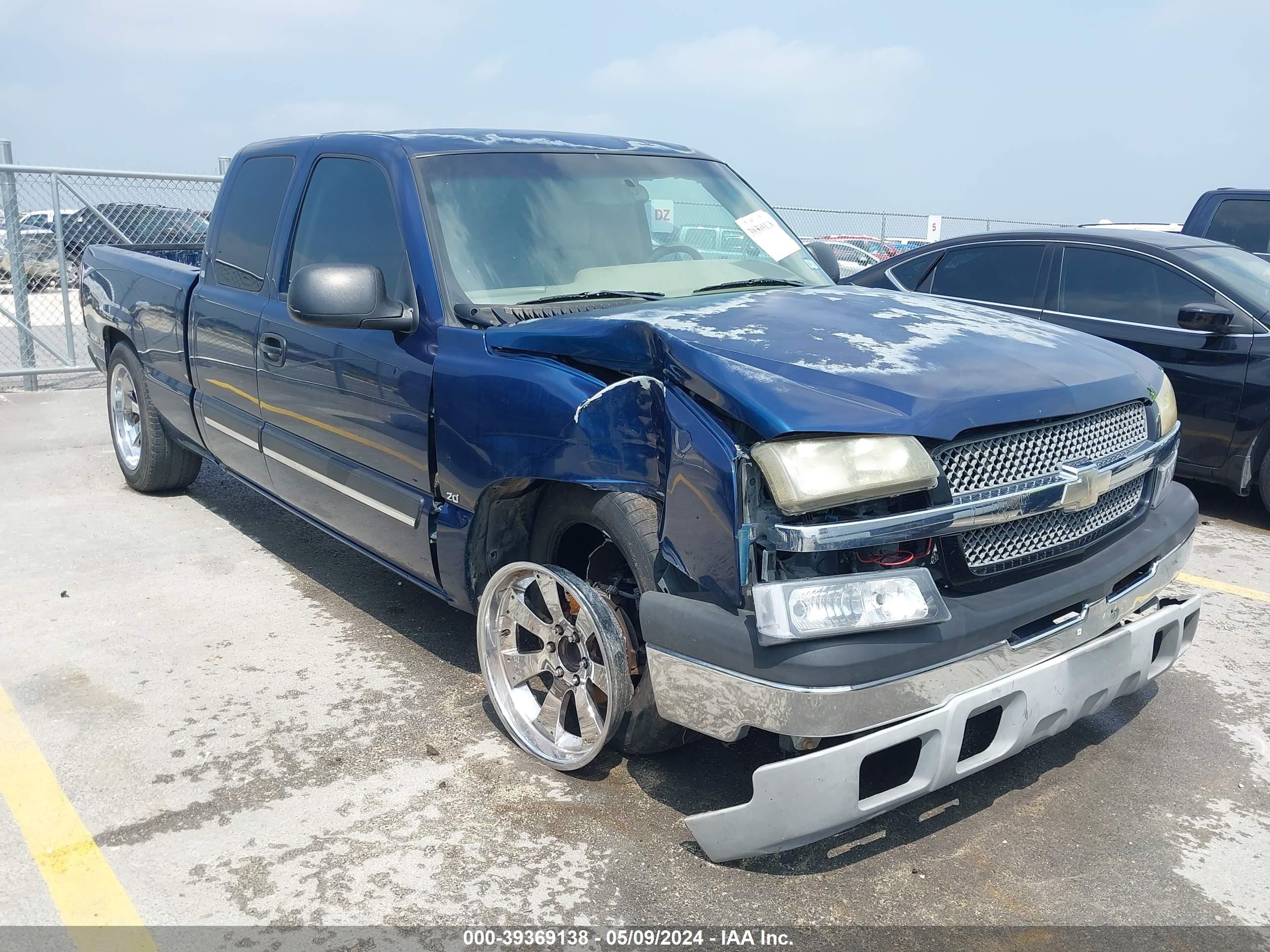 CHEVROLET SILVERADO 2004 1gcec19t84z174013