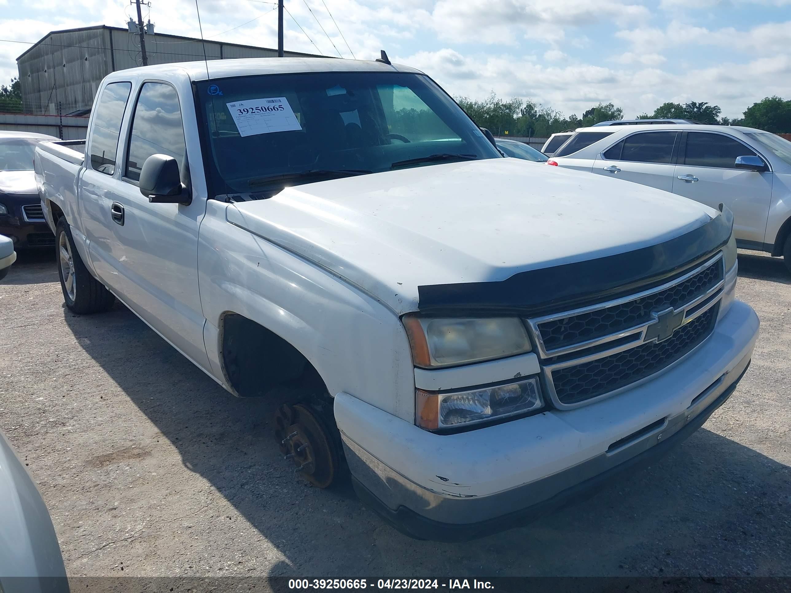 CHEVROLET SILVERADO 2006 1gcec19t86z254379