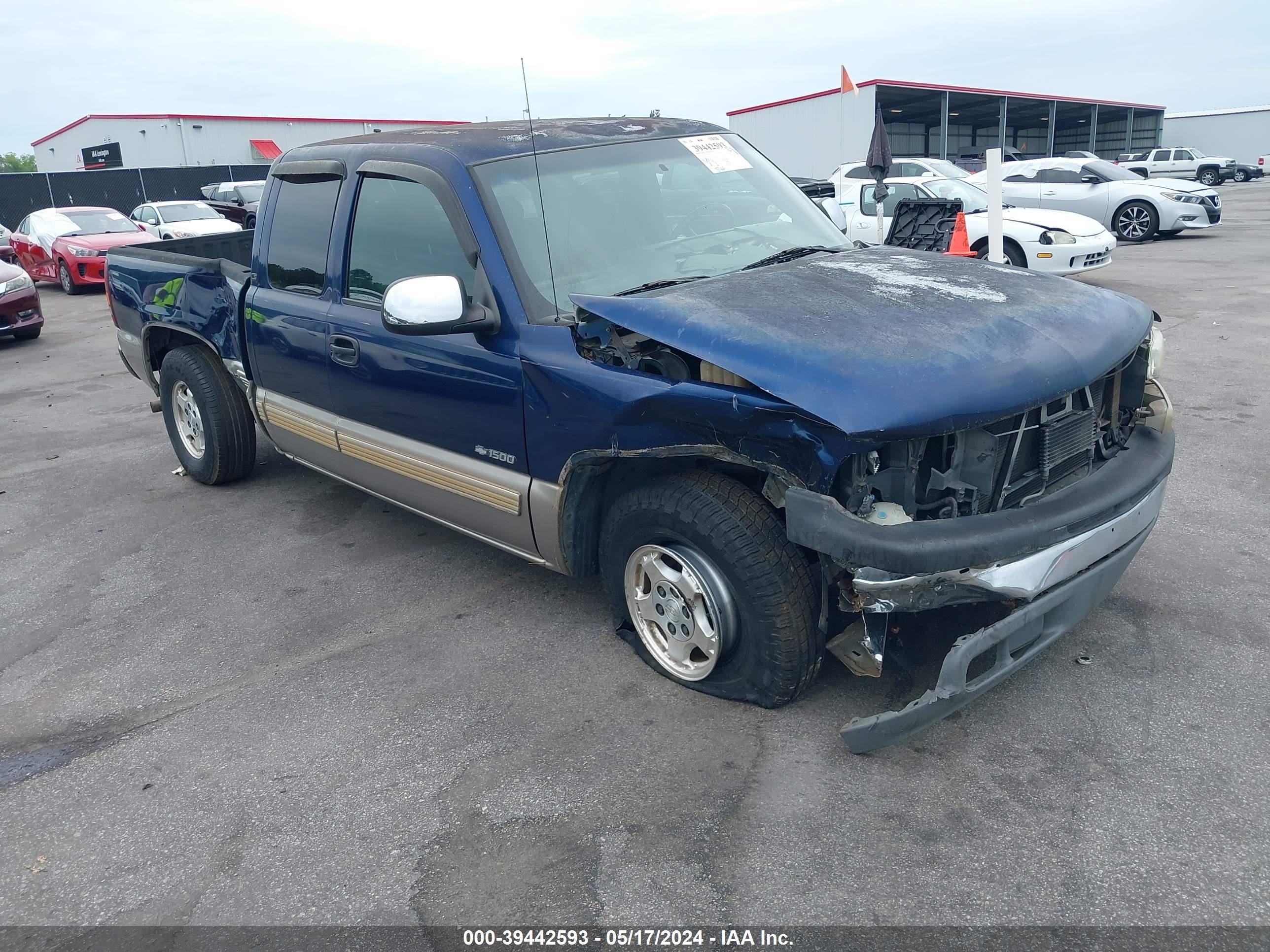 CHEVROLET SILVERADO 2002 1gcec19tx2z307206