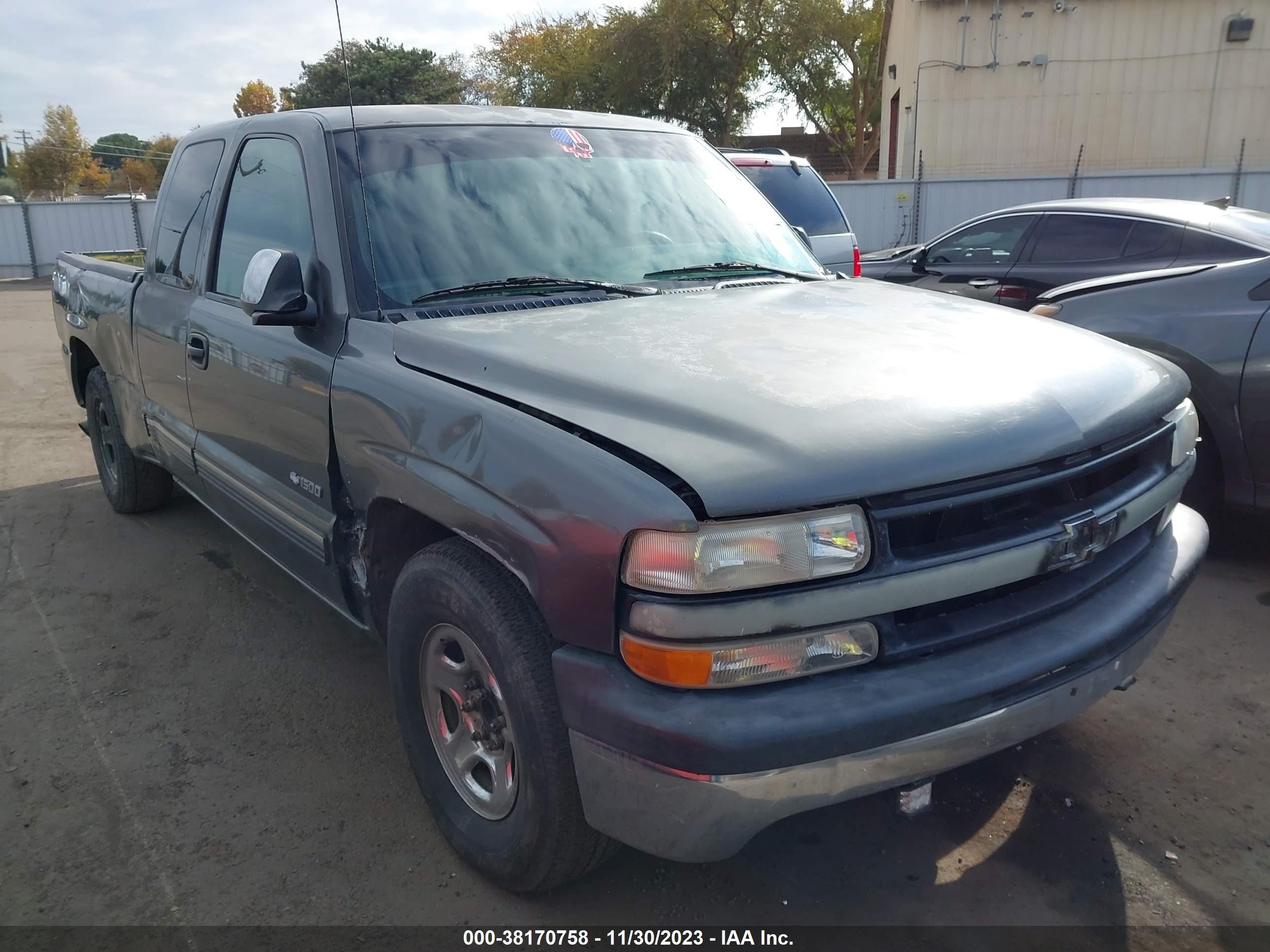 CHEVROLET SILVERADO 2000 1gcec19txyz135283