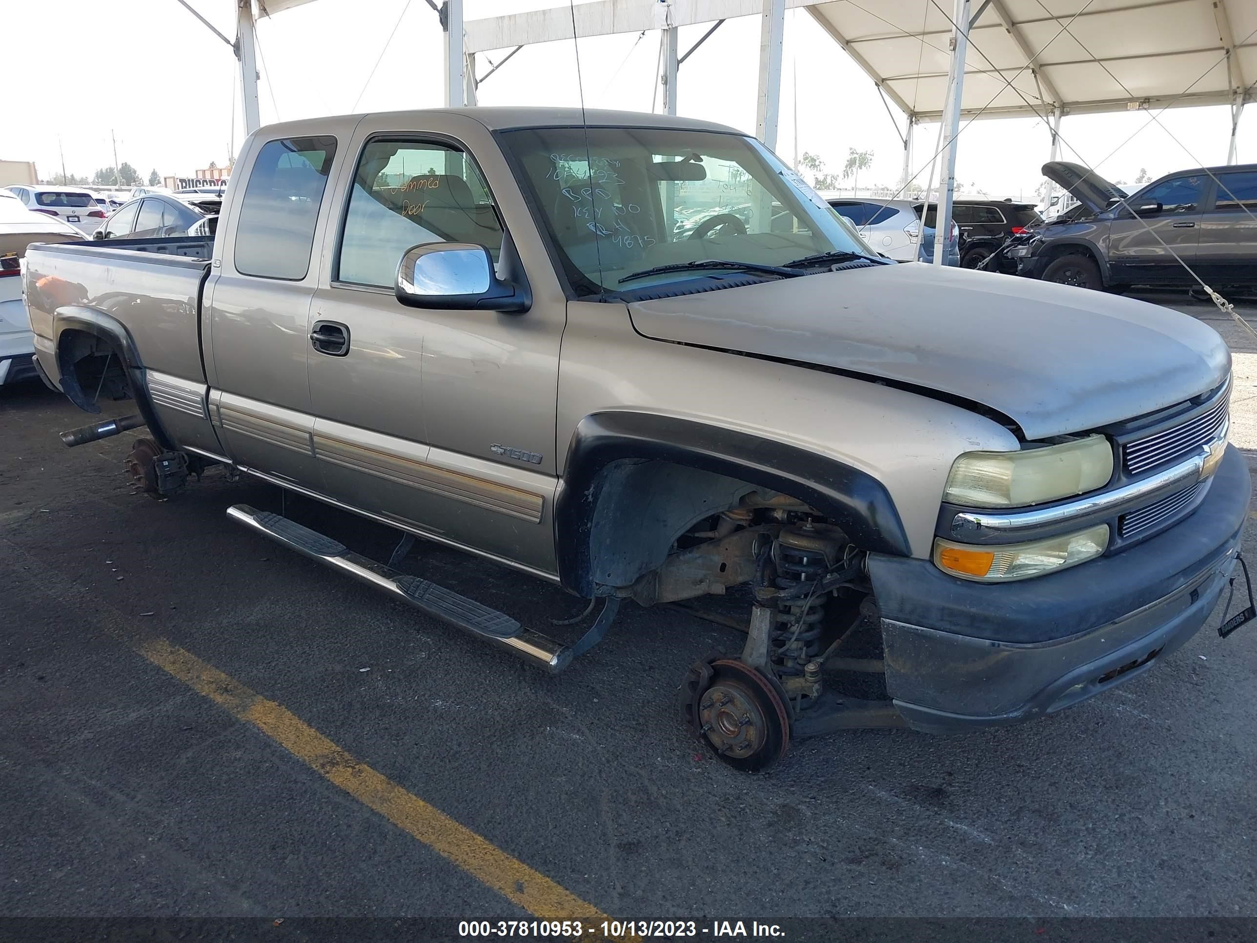 CHEVROLET SILVERADO 2000 1gcec19txyz244875