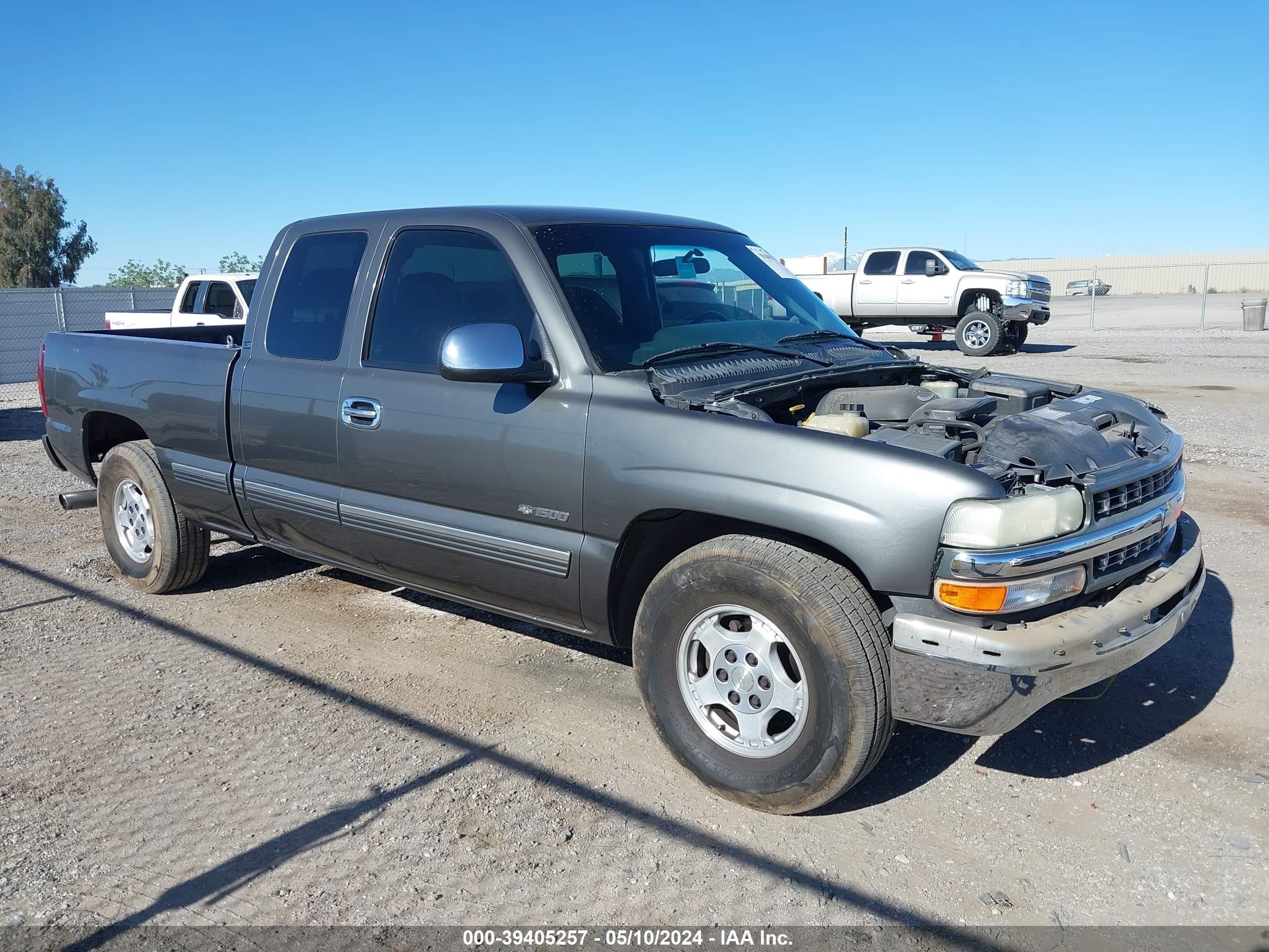 CHEVROLET SILVERADO 2001 1gcec19v11z135969