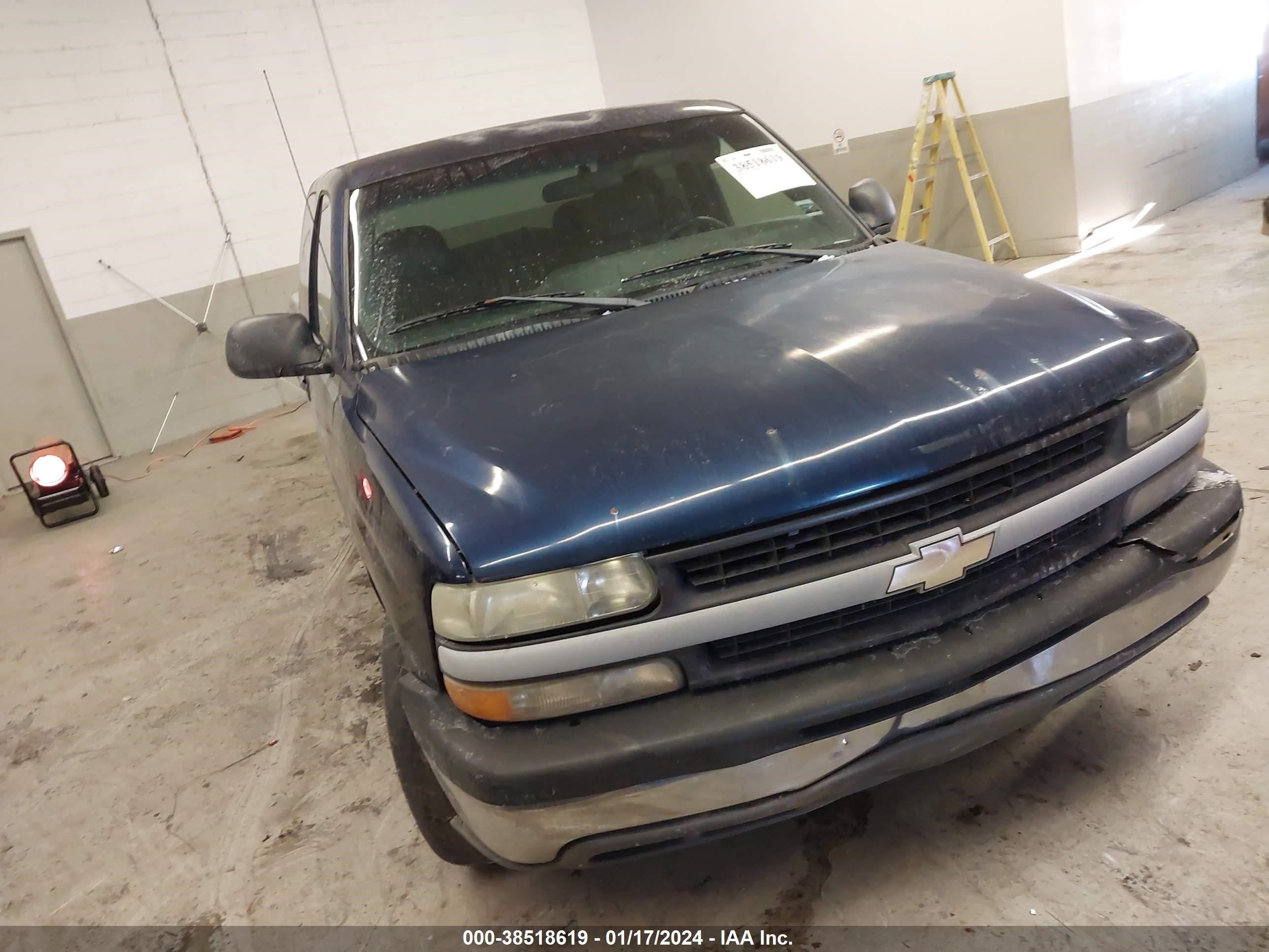 CHEVROLET SILVERADO 2002 1gcec19v42z299962