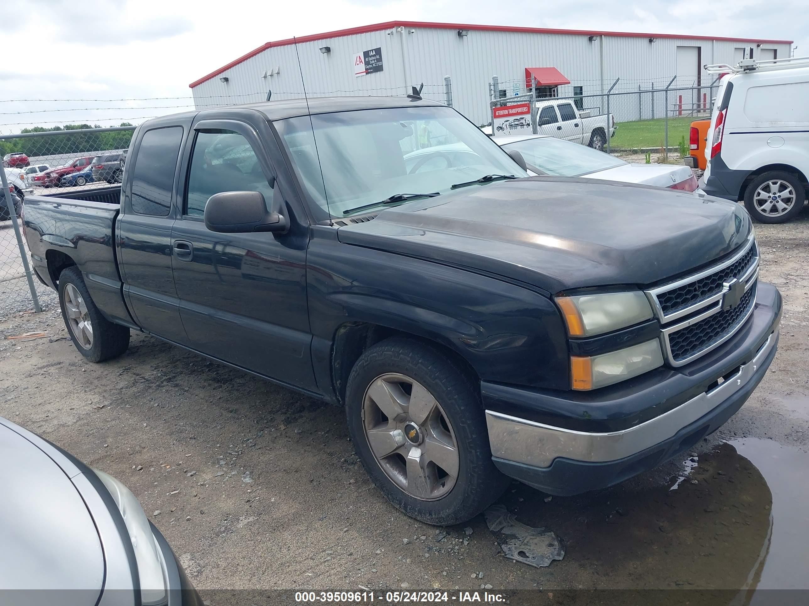 CHEVROLET SILVERADO 2007 1gcec19v47z165881