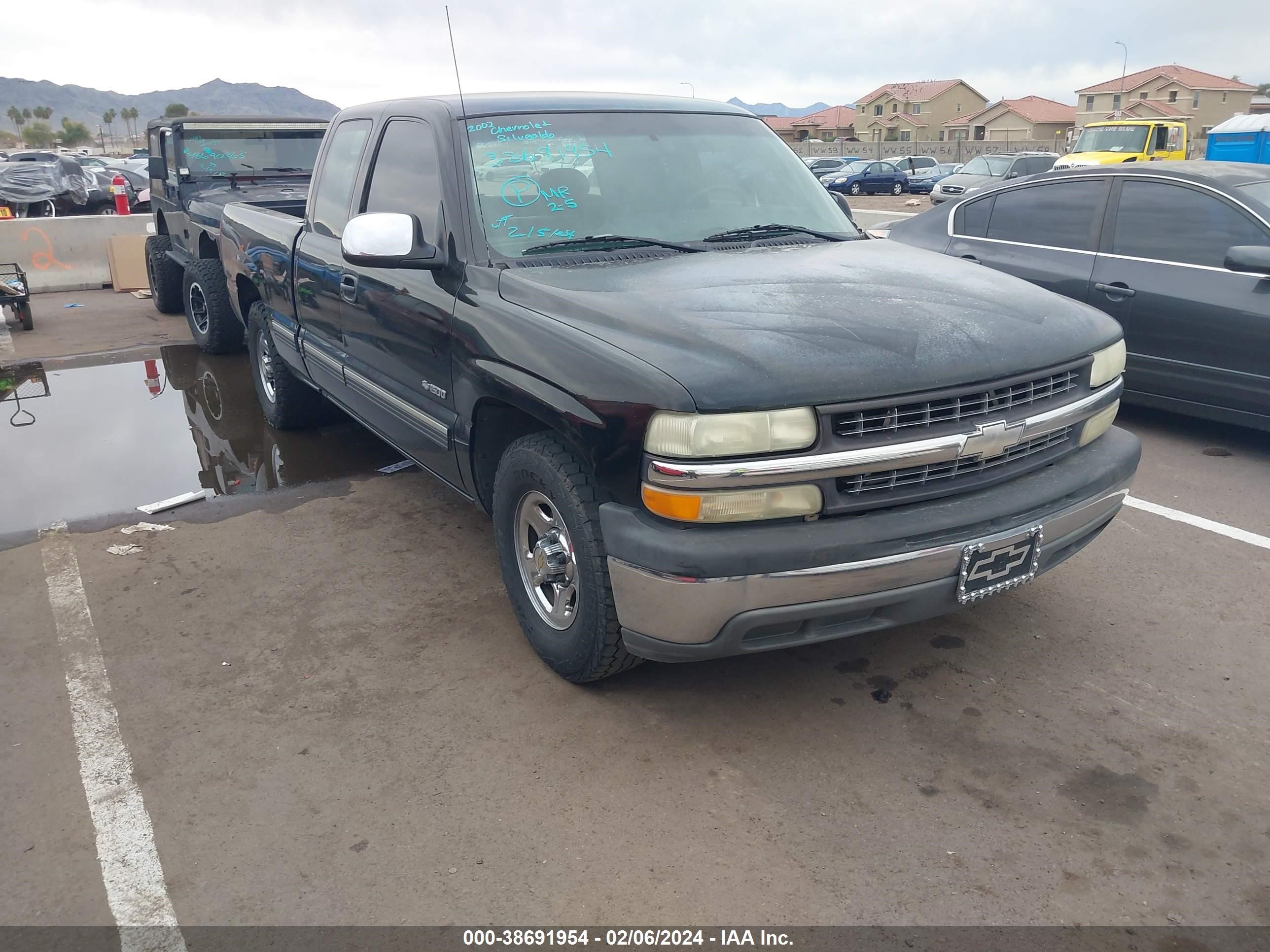 CHEVROLET SILVERADO 2002 1gcec19v52z323055