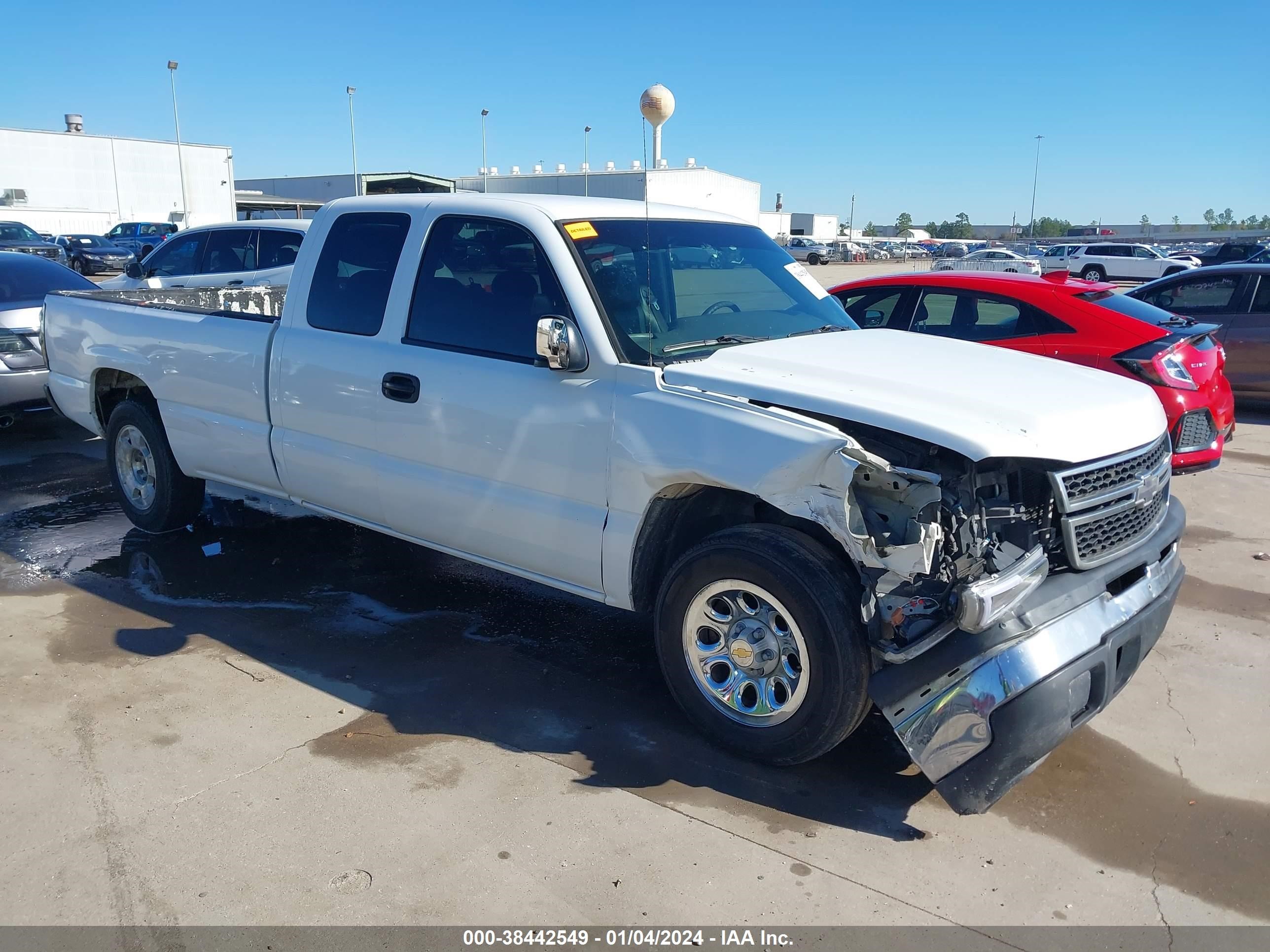 CHEVROLET SILVERADO 2007 1gcec19v57e123386