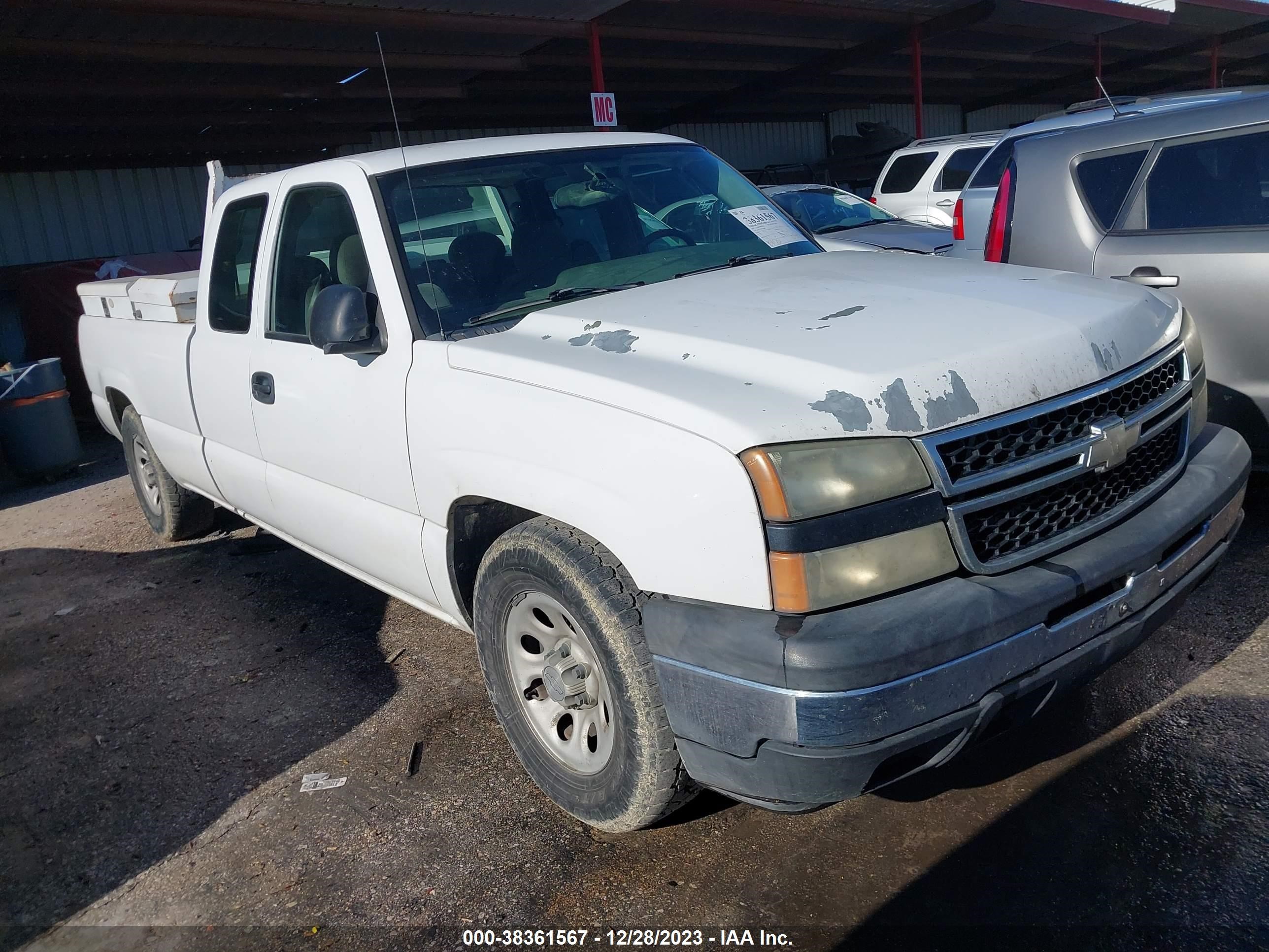 CHEVROLET SILVERADO 2007 1gcec19v57e123842