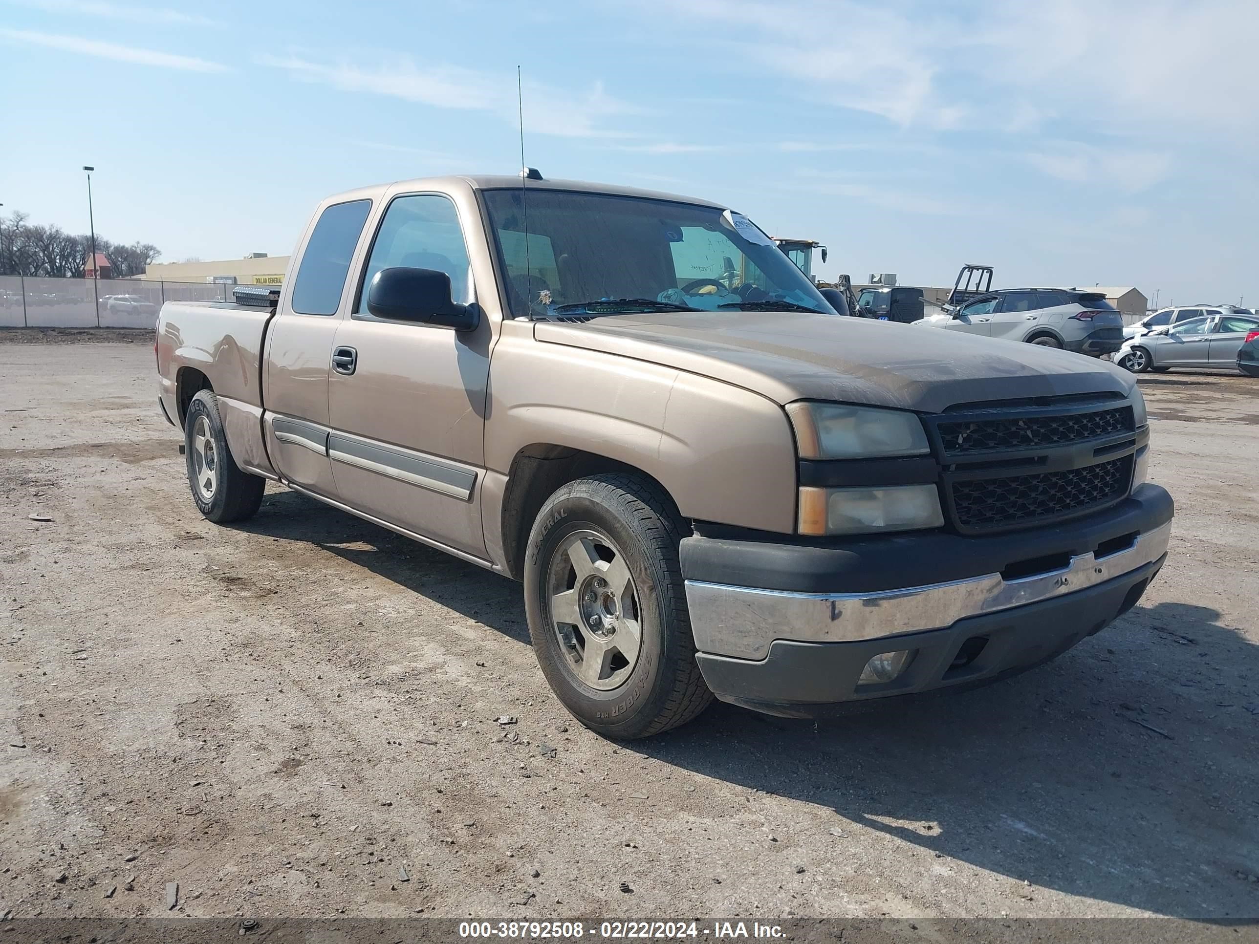 CHEVROLET SILVERADO 2005 1gcec19v85z164875