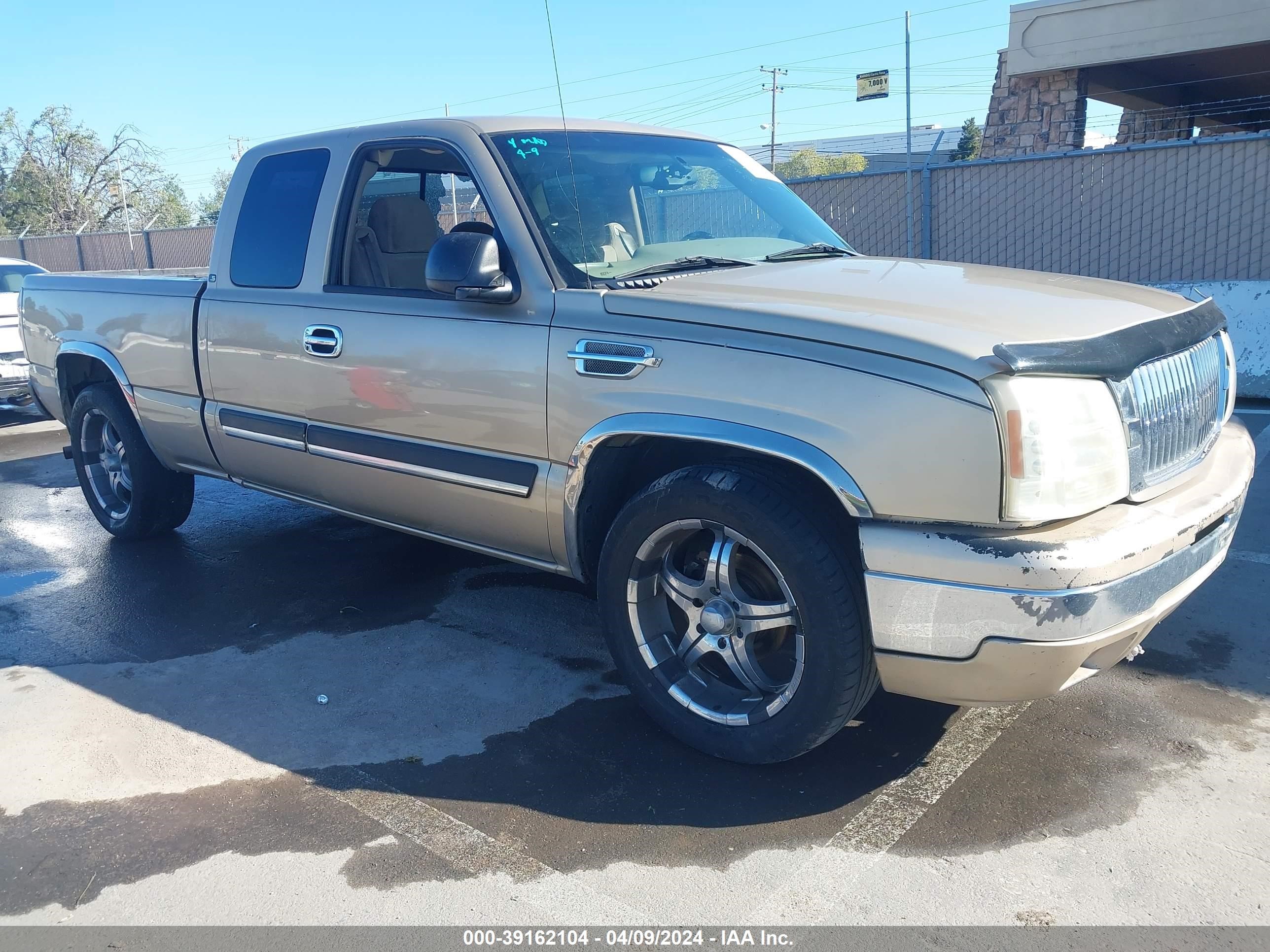 CHEVROLET SILVERADO 2004 1gcec19v94z108376