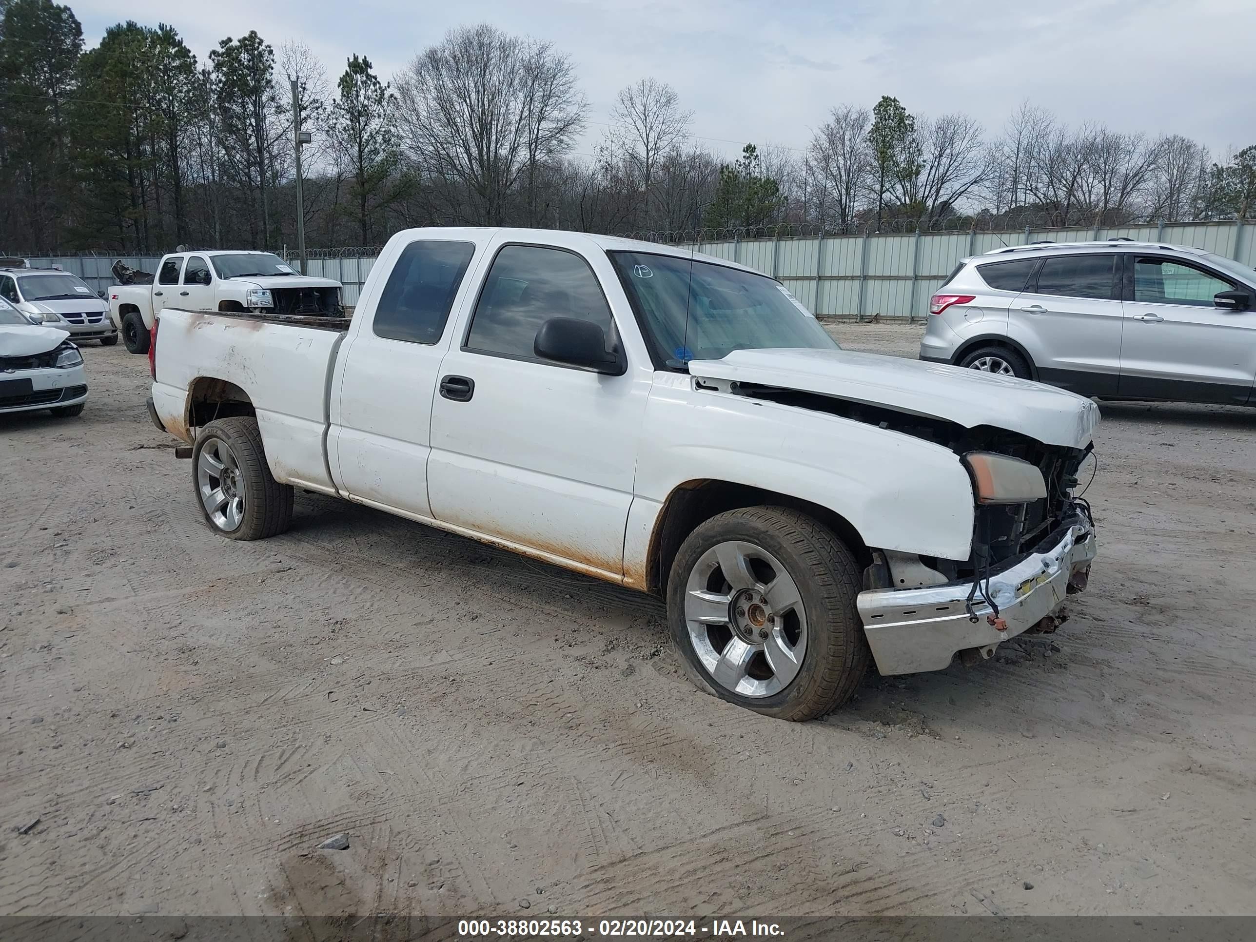 CHEVROLET SILVERADO 2006 1gcec19vx6z230800