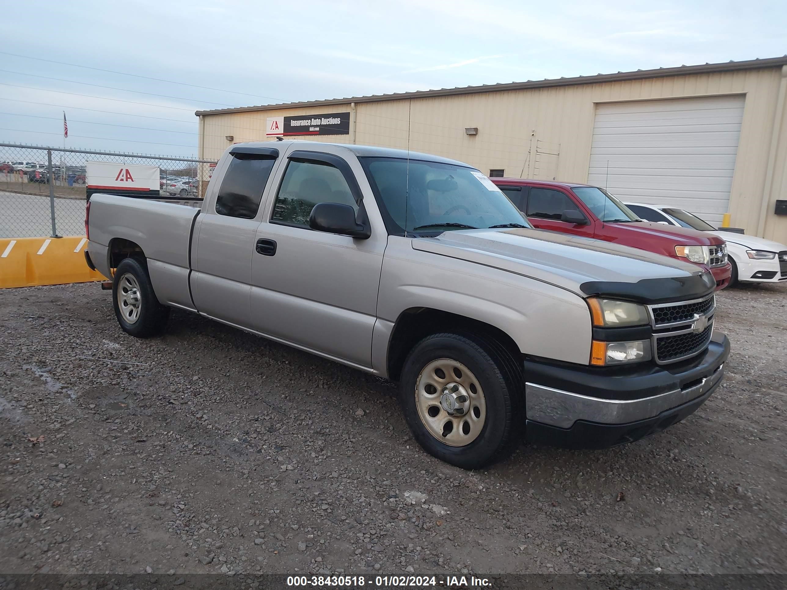 CHEVROLET SILVERADO 2007 1gcec19x47z129917