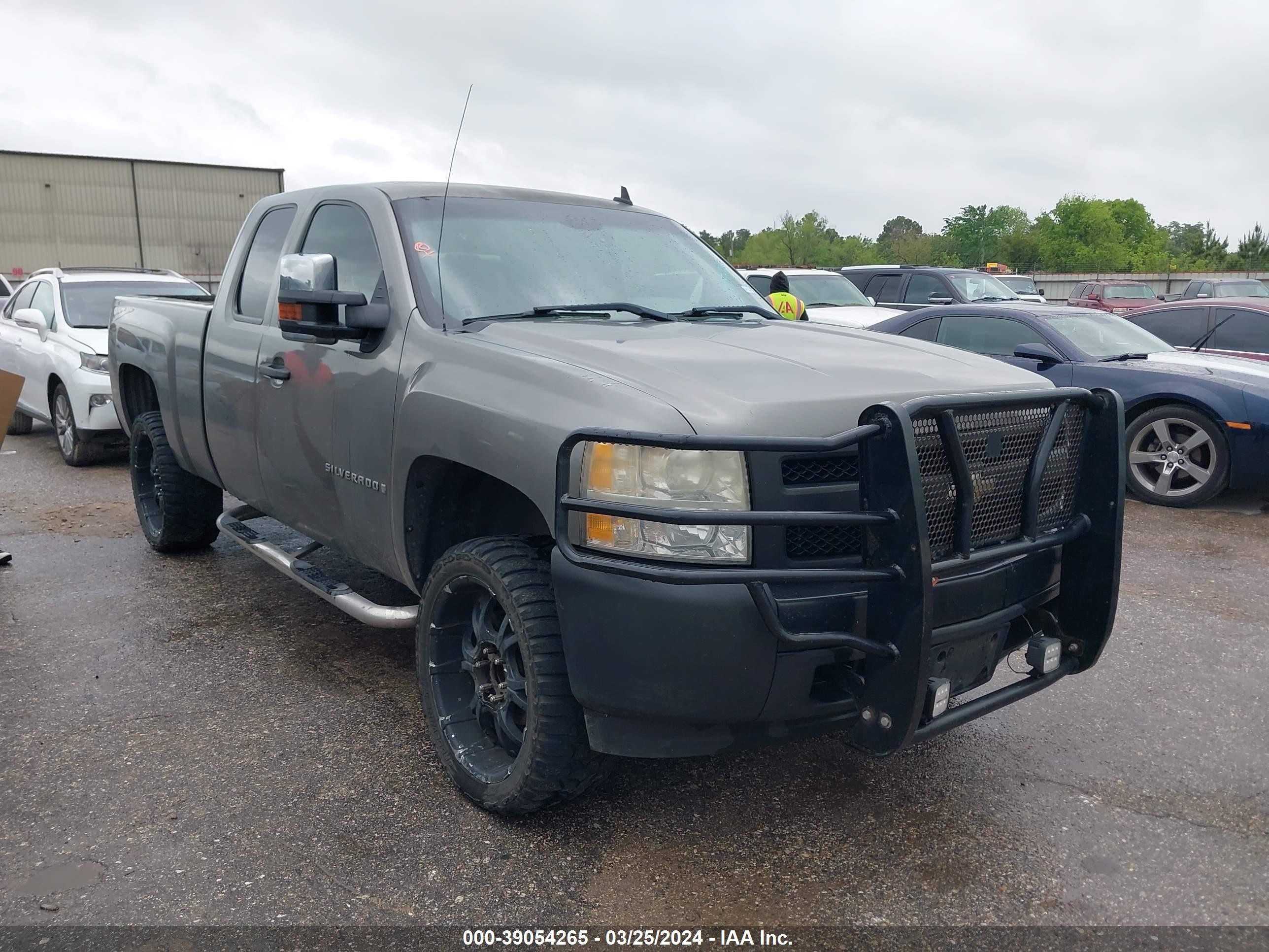 CHEVROLET SILVERADO 2008 1gcec19x98z310562