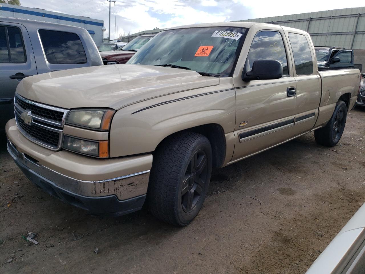 CHEVROLET SILVERADO 2006 1gcec19xx6z160782