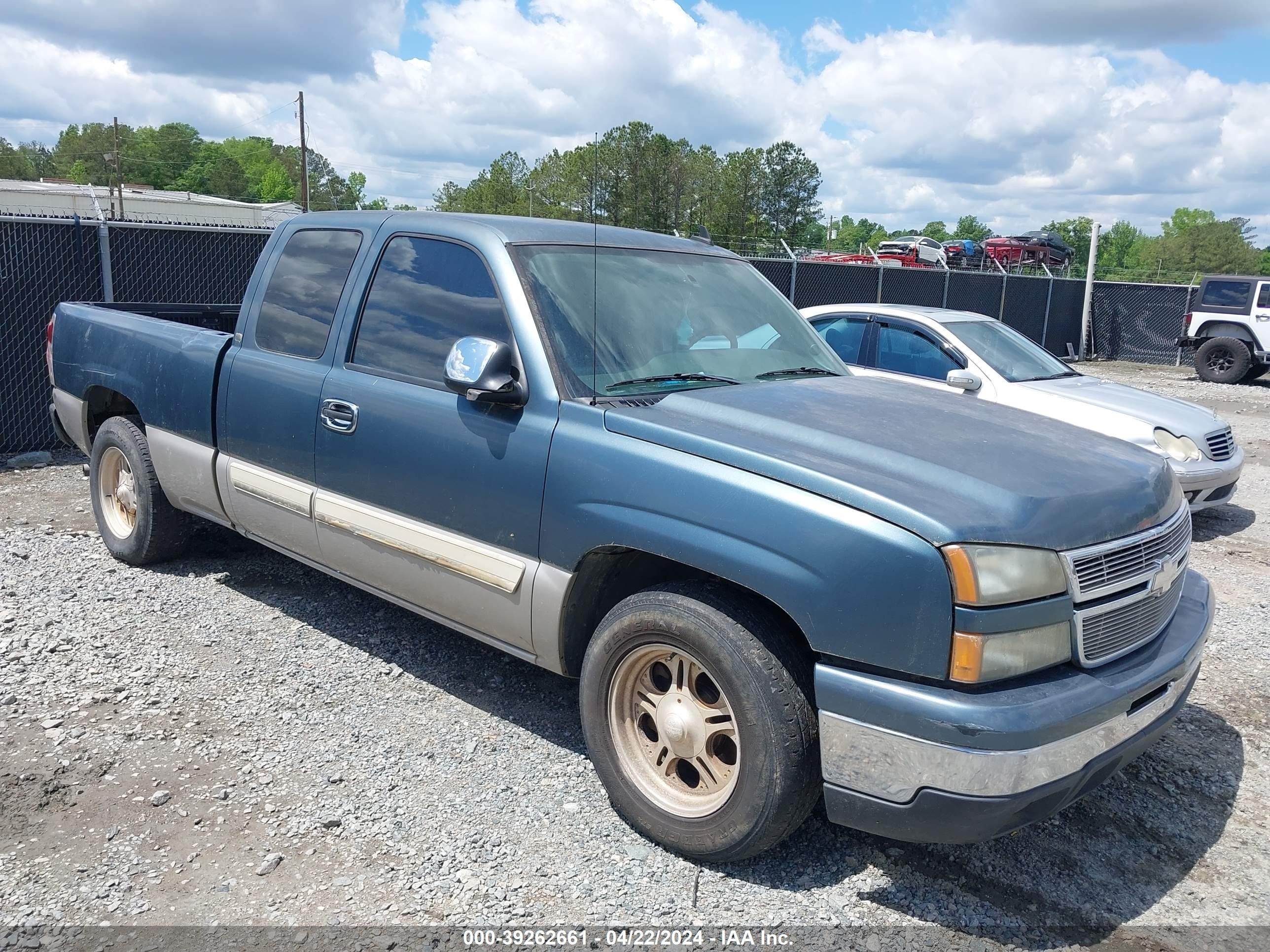 CHEVROLET SILVERADO 2006 1gcec19z06z231845