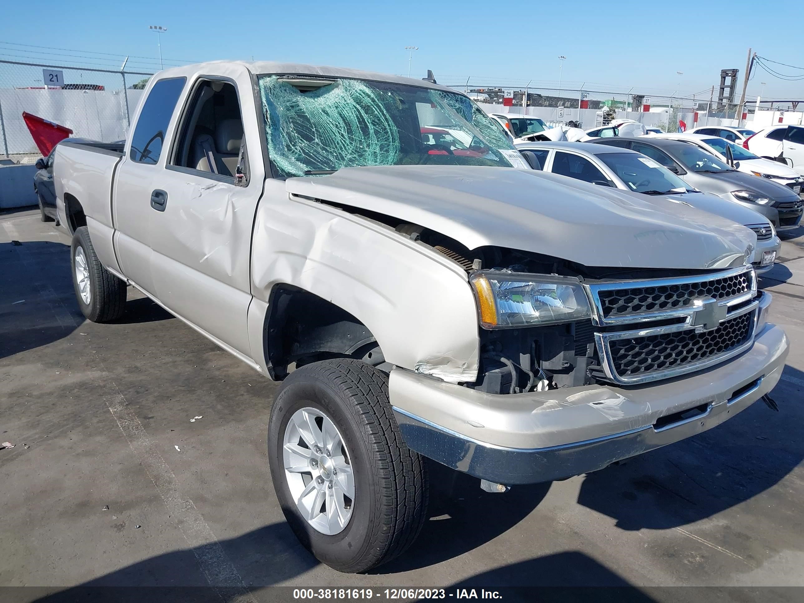 CHEVROLET SILVERADO 2007 1gcec19z27z182164