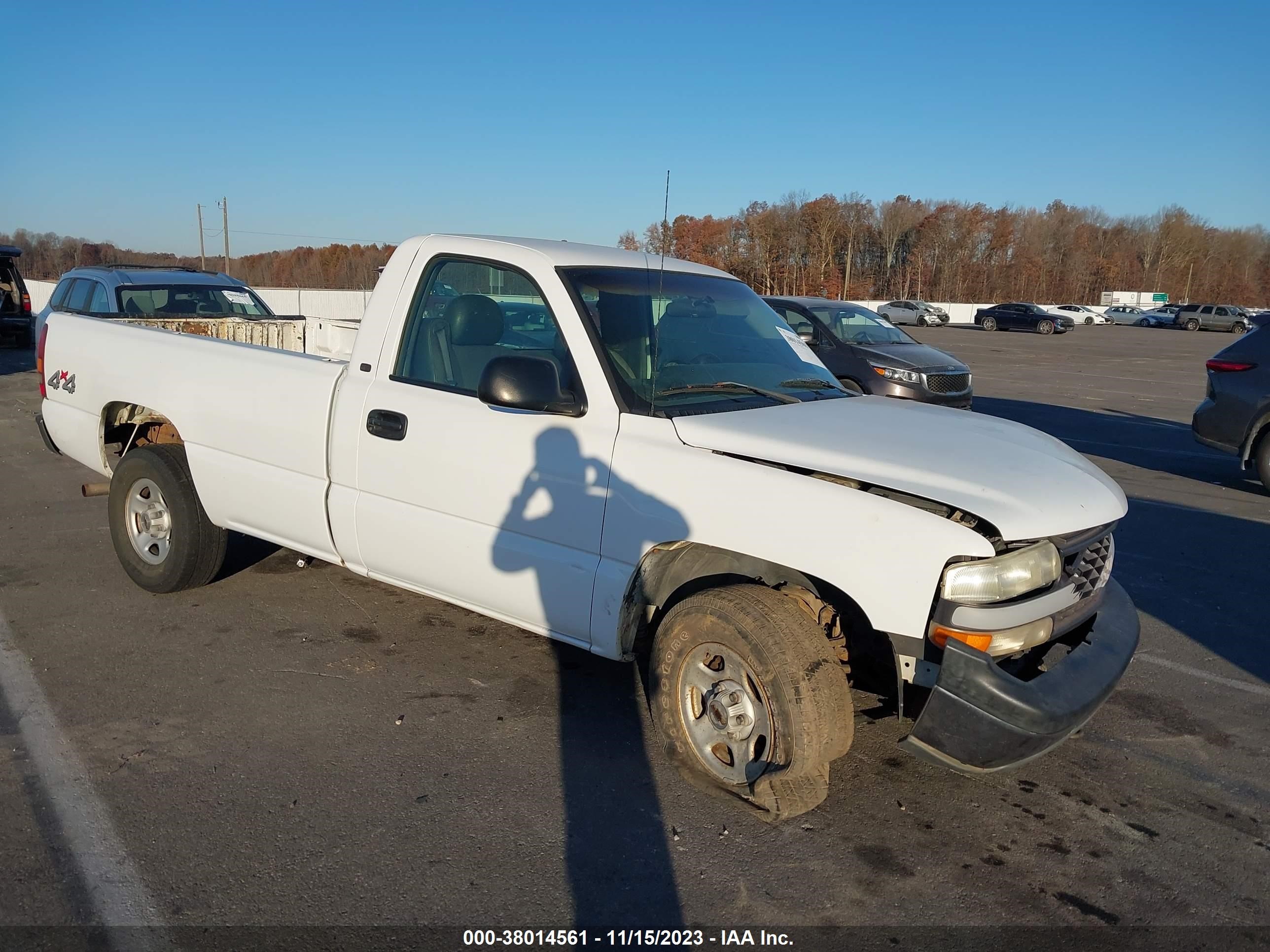 CHEVROLET SILVERADO 2000 1gcek14w5ye205641