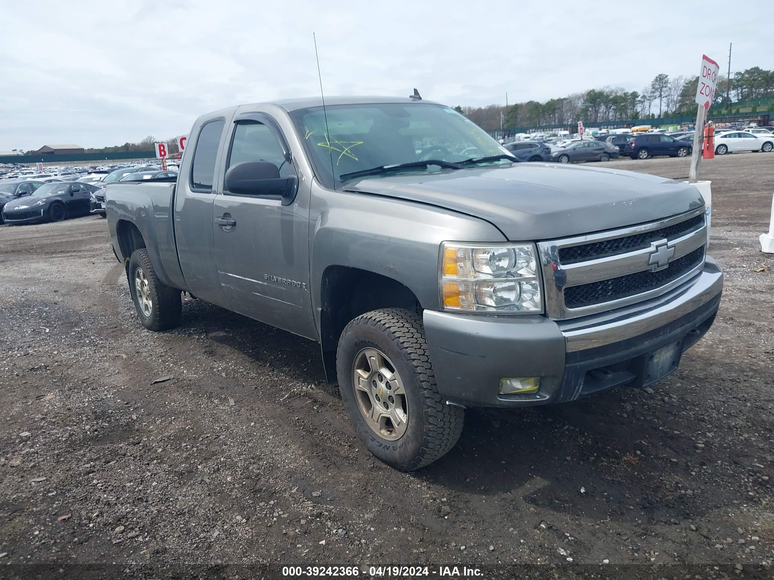 CHEVROLET SILVERADO 2007 1gcek19007e507437