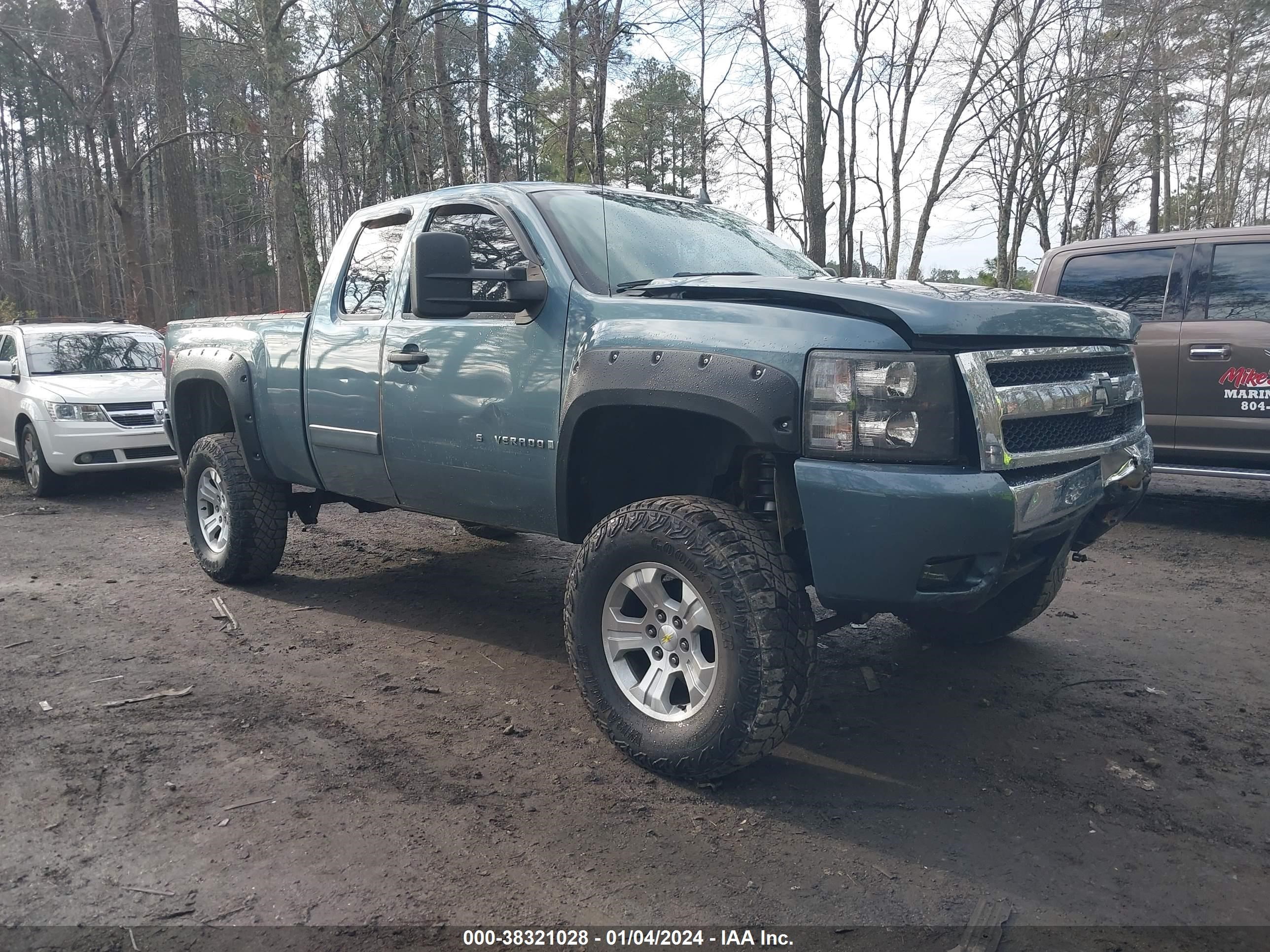 CHEVROLET SILVERADO 2008 1gcek19028z265485