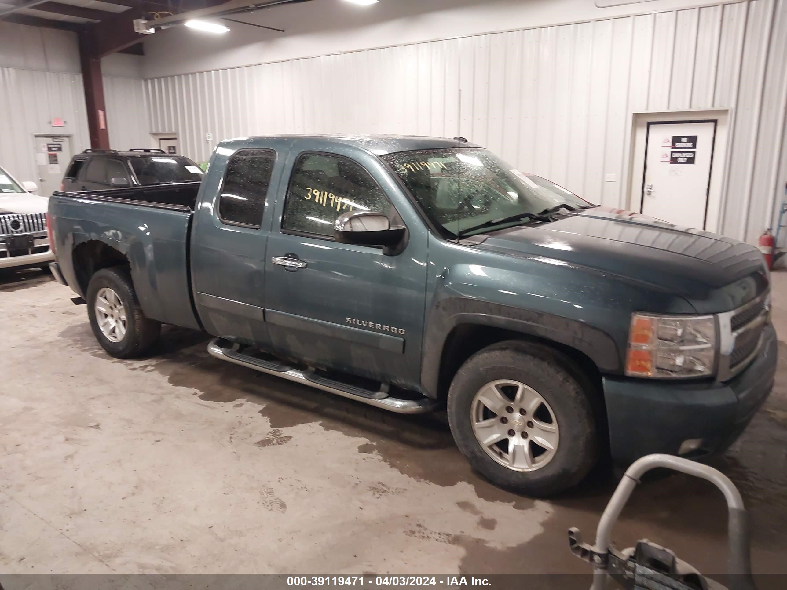 CHEVROLET SILVERADO 2007 1gcek19047z526517