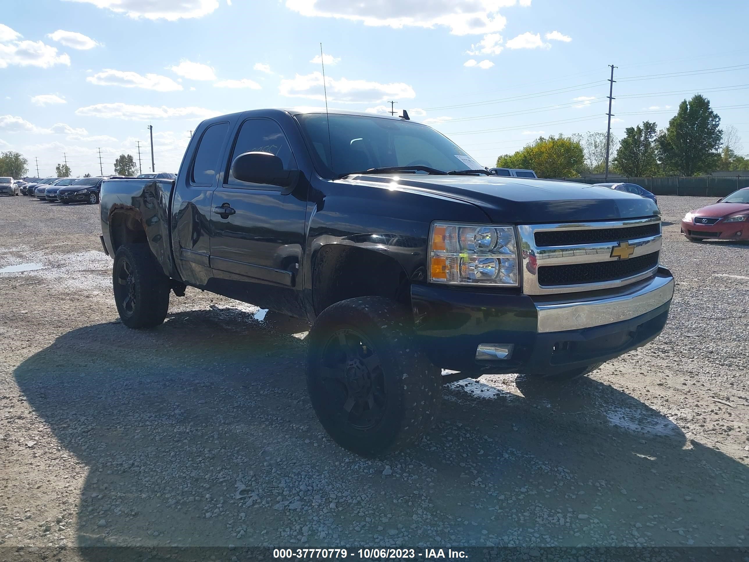 CHEVROLET SILVERADO 2007 1gcek19047z533452