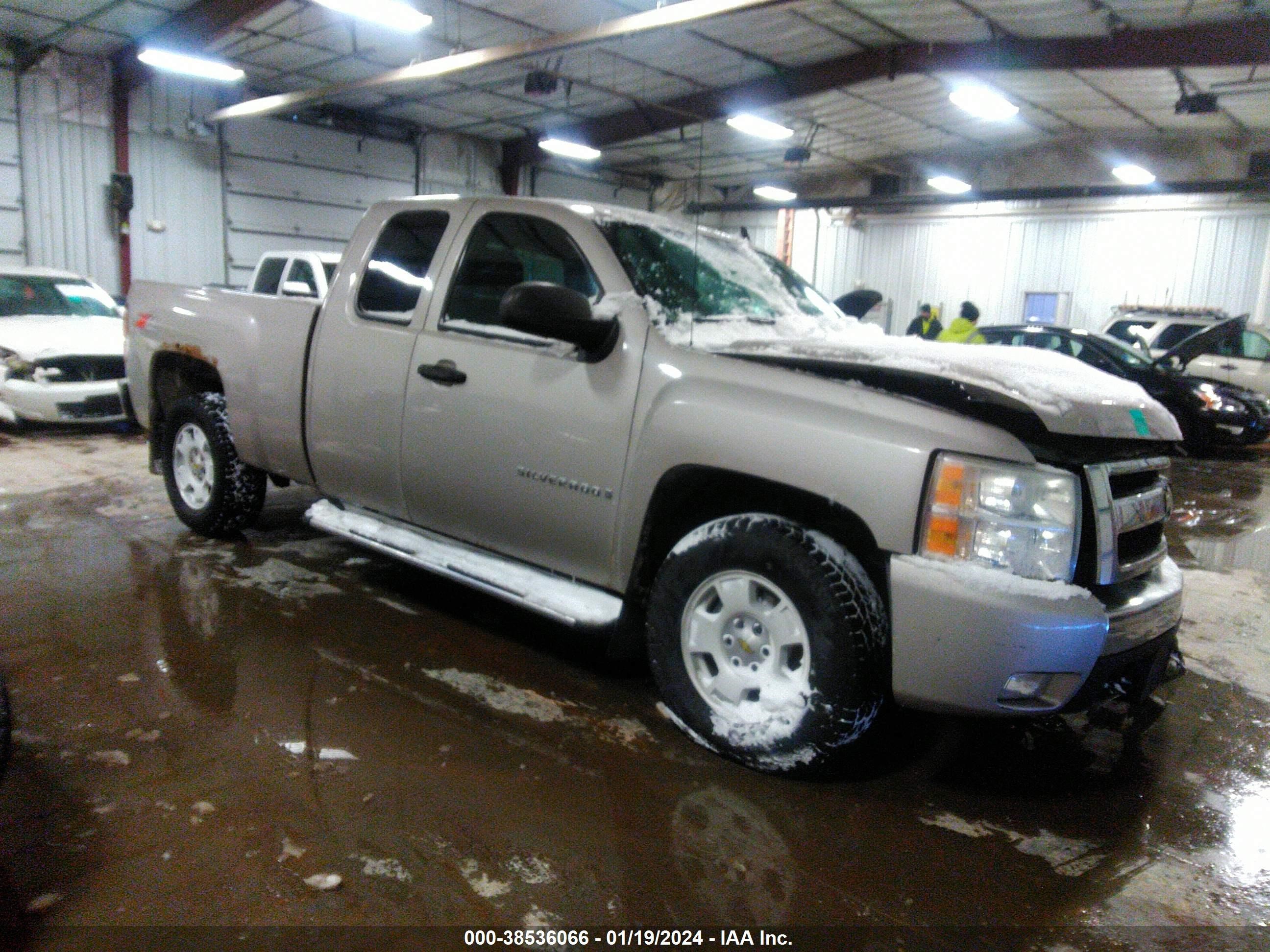 CHEVROLET SILVERADO 2008 1gcek19048z147454