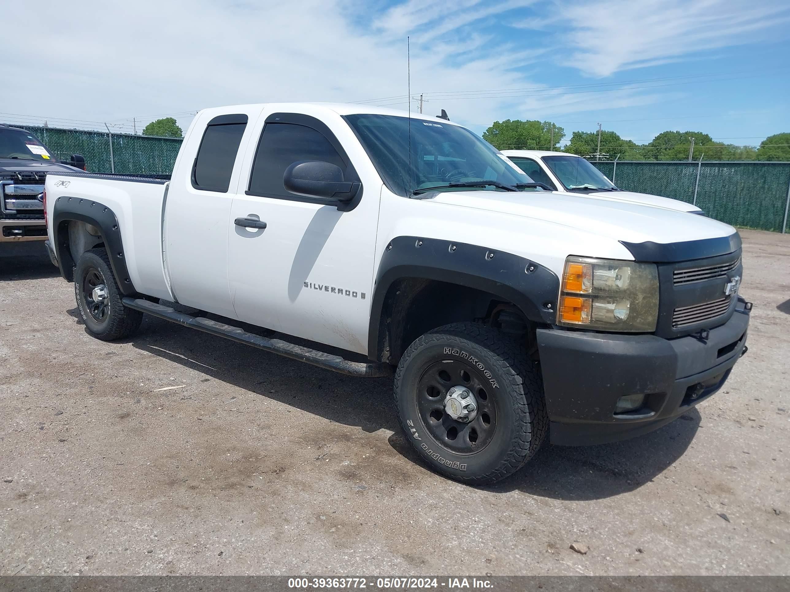 CHEVROLET SILVERADO 2009 1gcek19049z174722